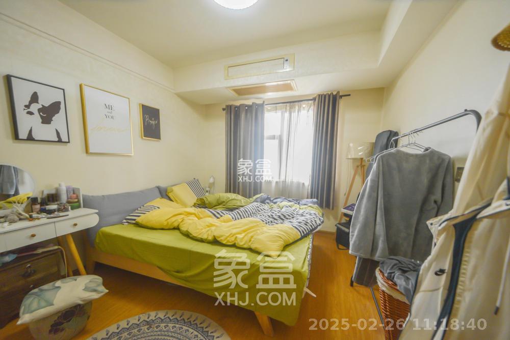 东塘瑞府  2室2厅1卫   3200.00元/月室内图