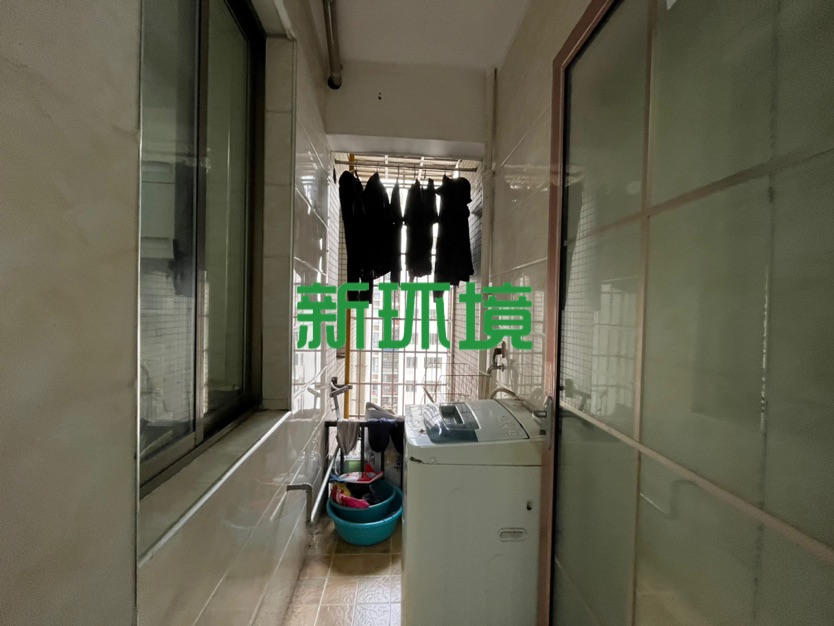 维港御景湾  2室2厅1卫   62.80万客厅