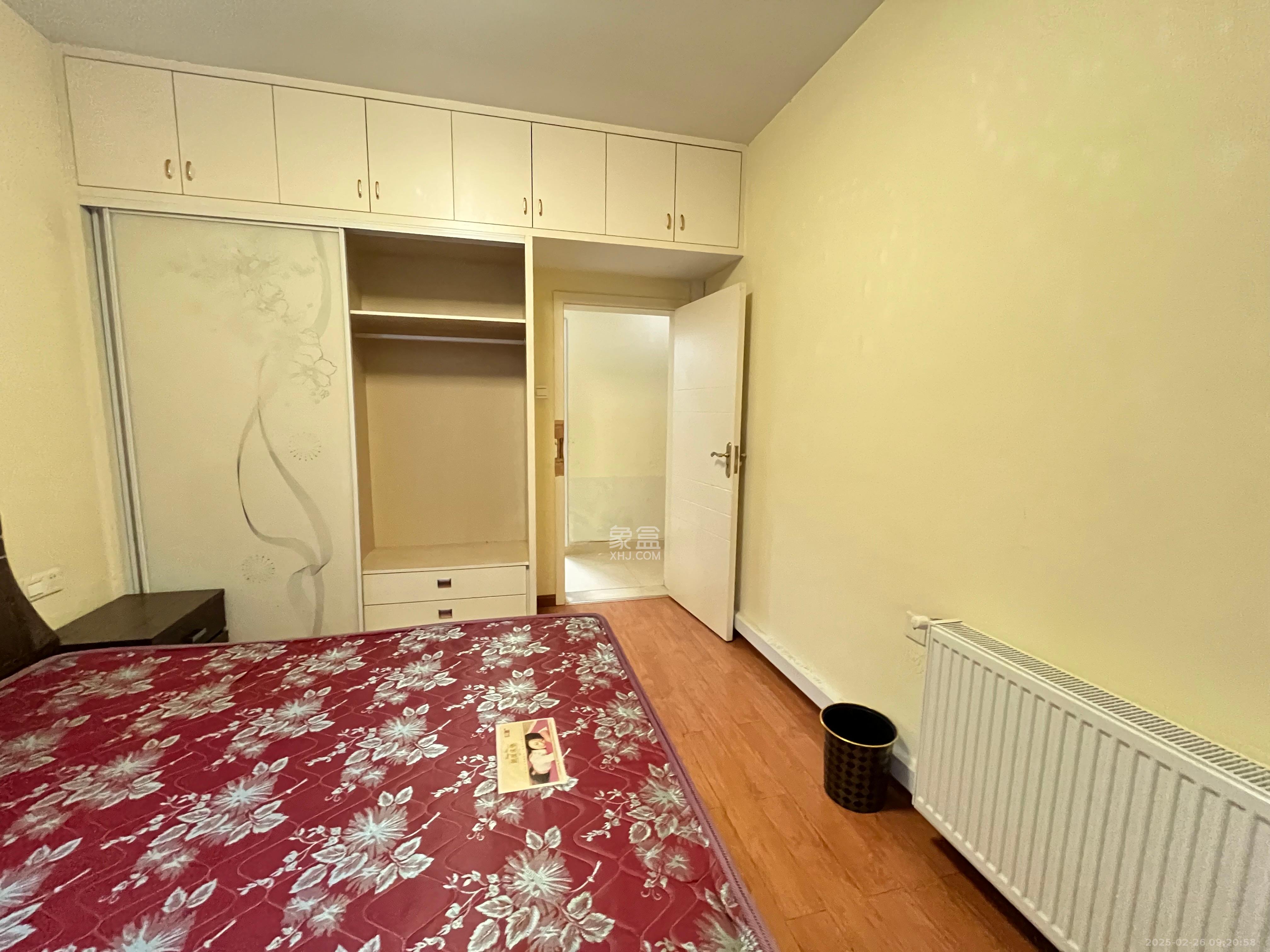 湘江世纪城达江苑 1室2厅2卫 2300.0元/月 湘江世纪城达江苑 1室2厅2卫 2300.0元/月室内图