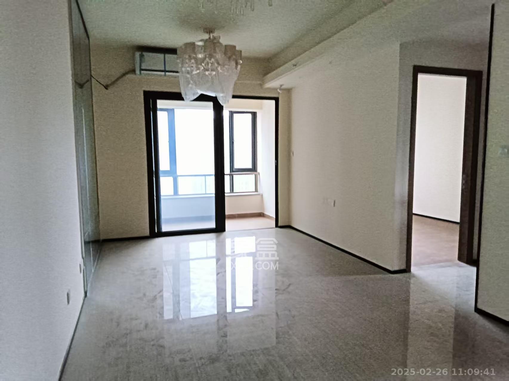 恒大金融广场 2室2厅1卫 2700.00元/月 恒大金融广场 2室2厅1卫 2700.00元/月室内图