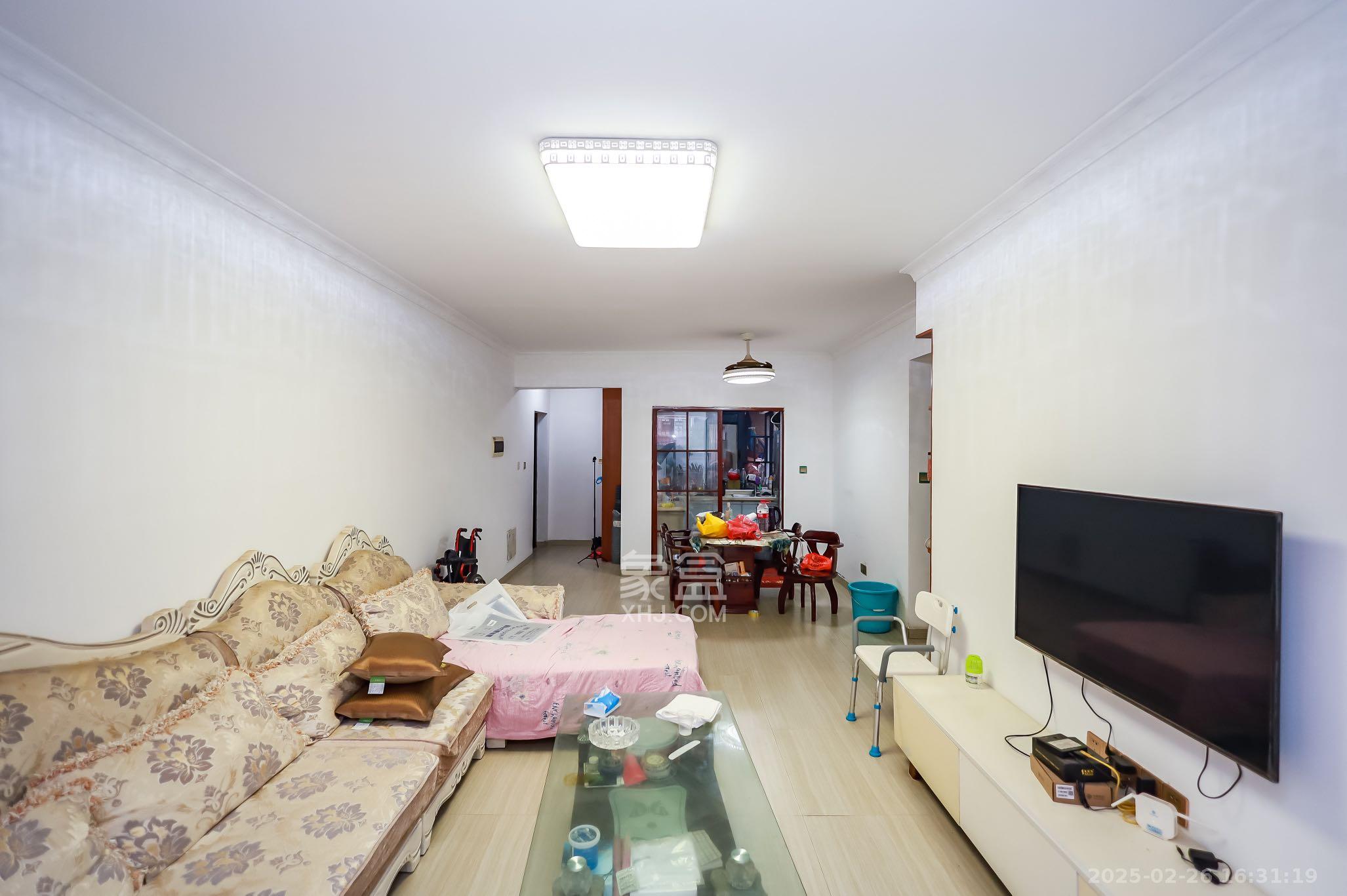 山水新城 3室2厅1卫 1000.0元/月 山水新城 3室2厅1卫 1000.0元/月室内图