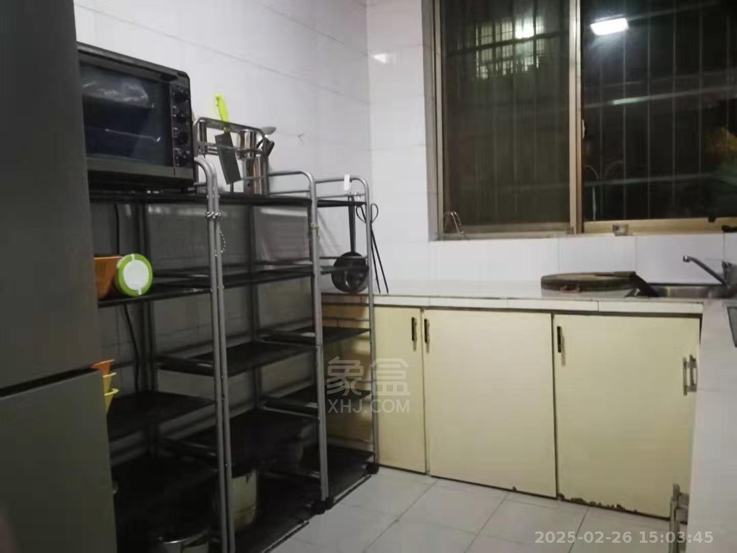 香草园  3室2厅0卫    1500.0元/月 香草园  3室2厅0卫    1500.0元/月室内图