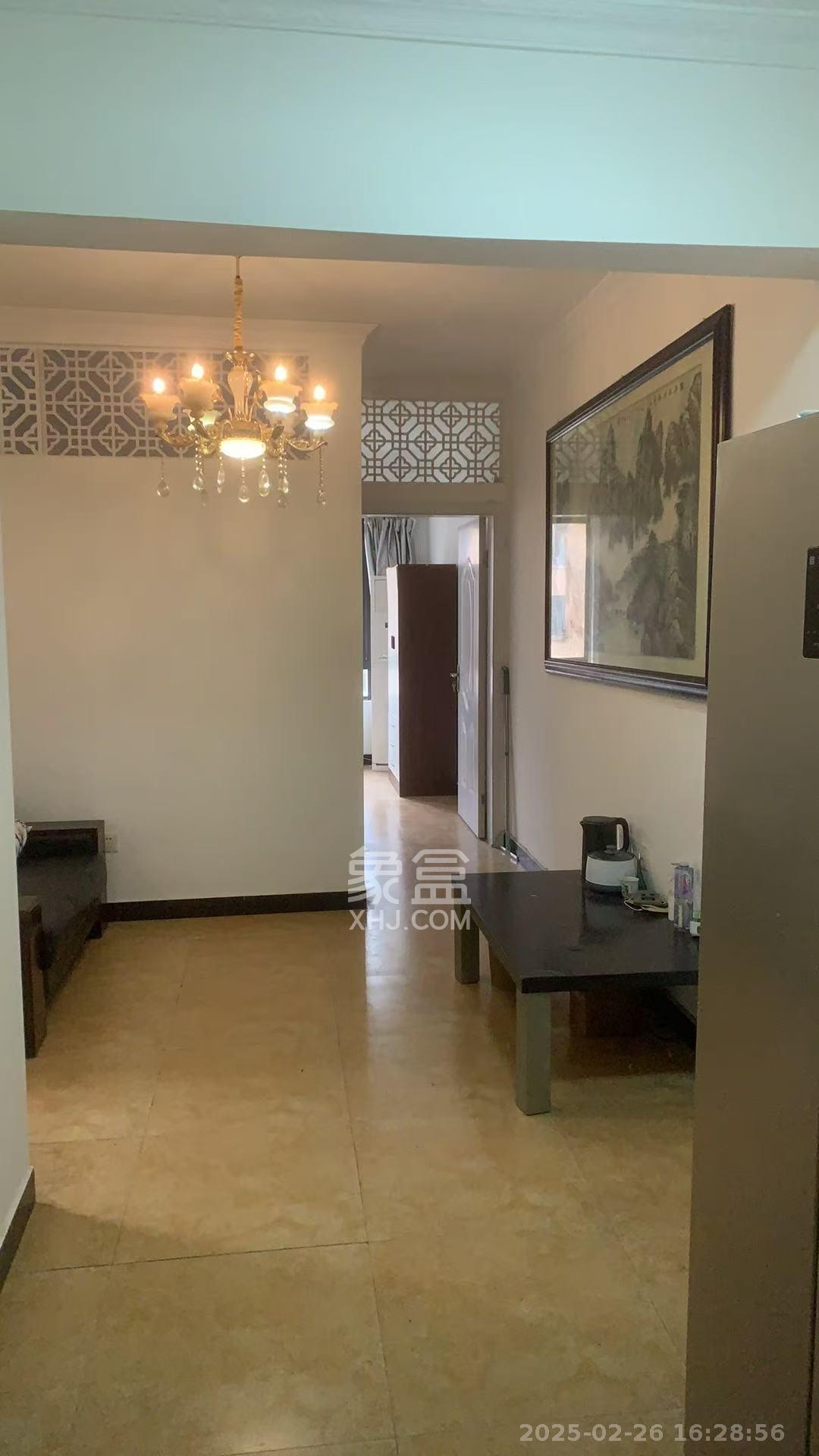 中信凯旋蓝岸(中信新城三期) 1室1厅1卫 1500.0元/月 中信凯旋蓝岸(中信新城三期) 1室1厅1卫 1500.0元/月室内图