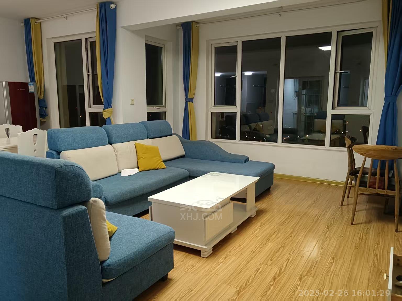 佳兆业金域天下三期  3室2厅1卫    1800.0元/月 佳兆业金域天下三期  3室2厅1卫    1800.0元/月室内图