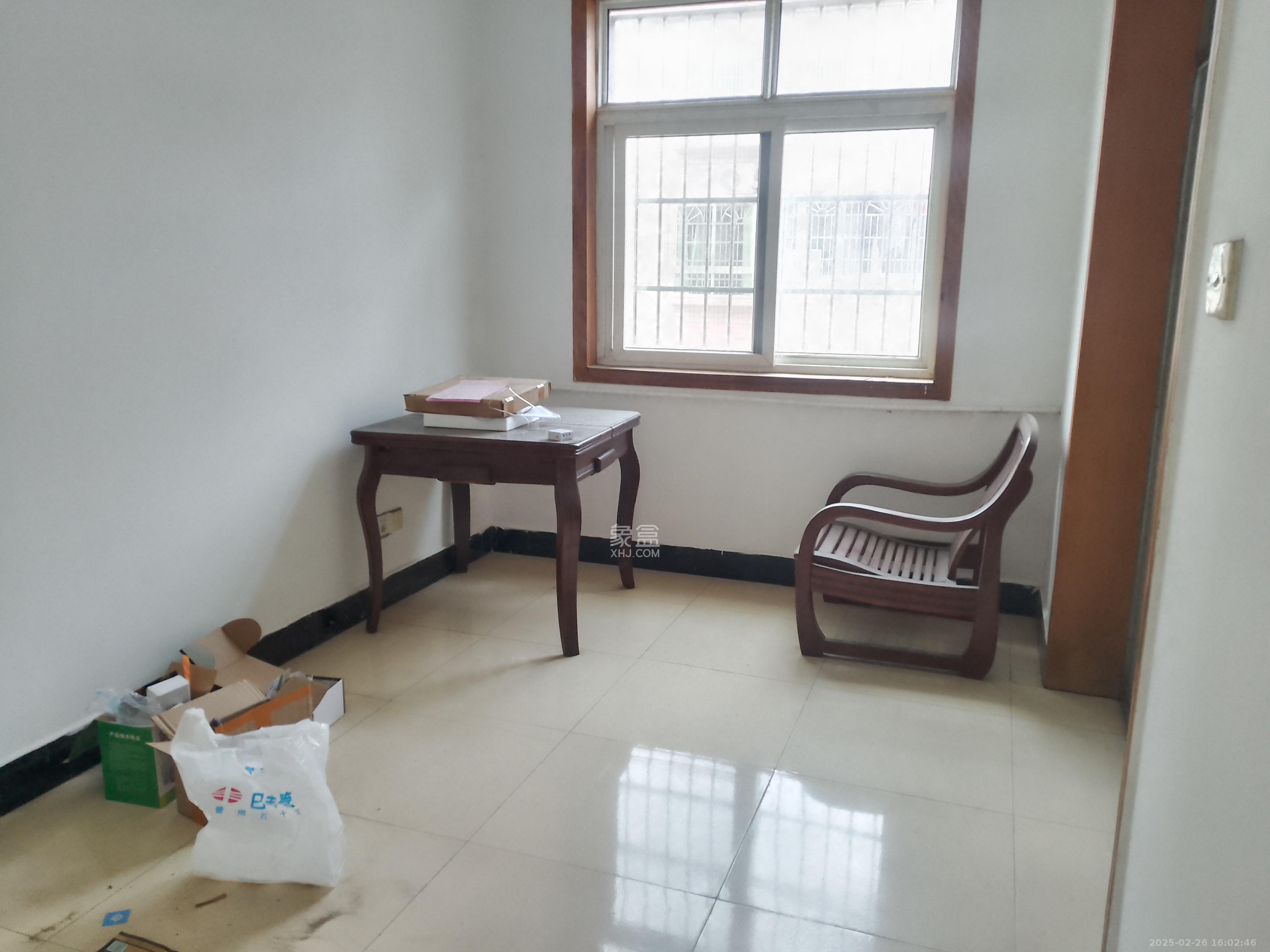 圆梦花园 3室2厅2卫 1700.0元/月 圆梦花园 3室2厅2卫 1700.0元/月室内图