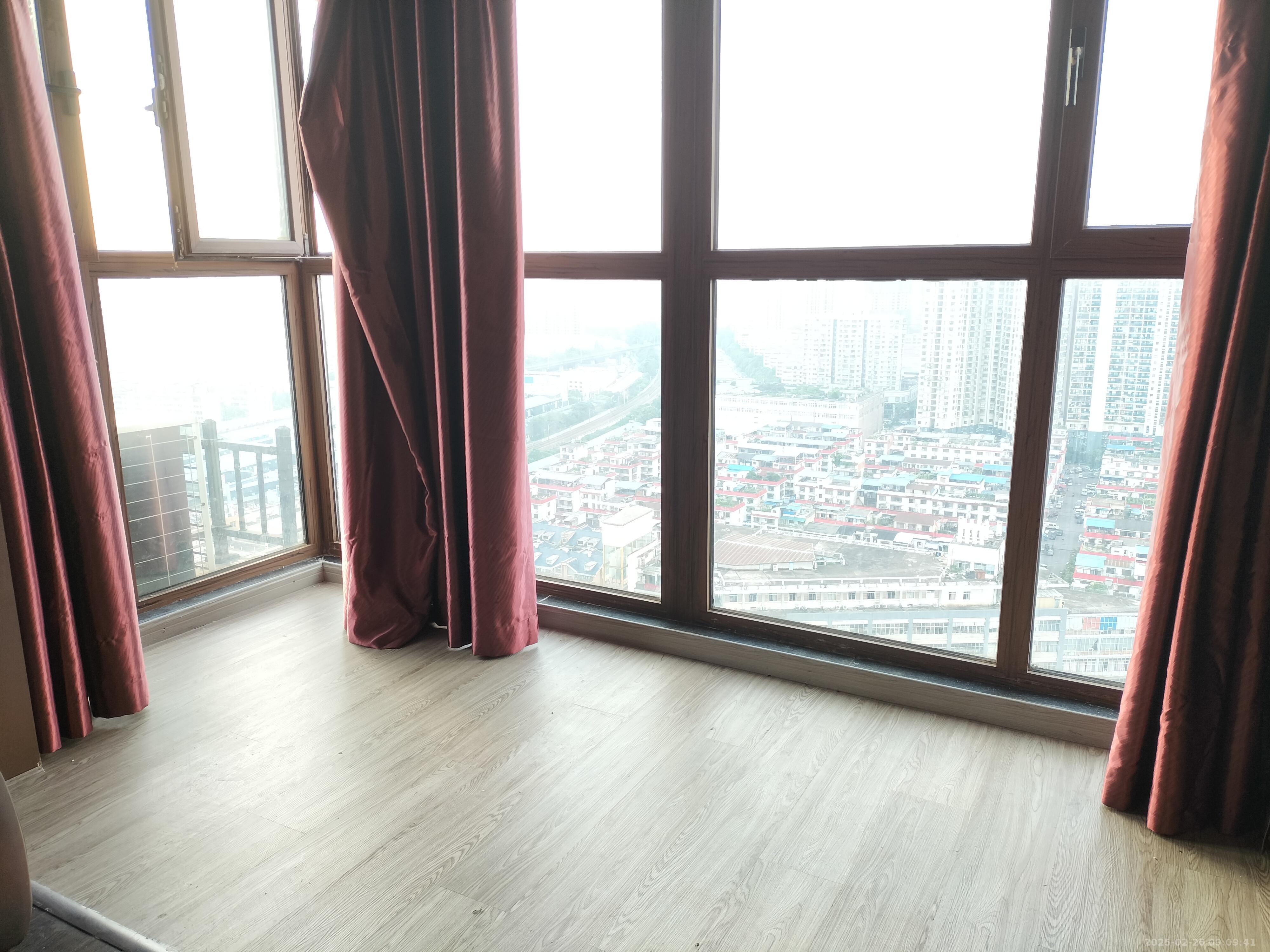 星典时代  1室2厅1卫    2100.0元/月室内图
