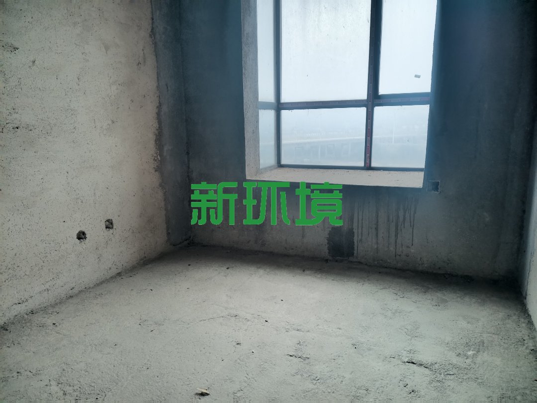 东方明珠  3室2厅2卫   58.00万客厅