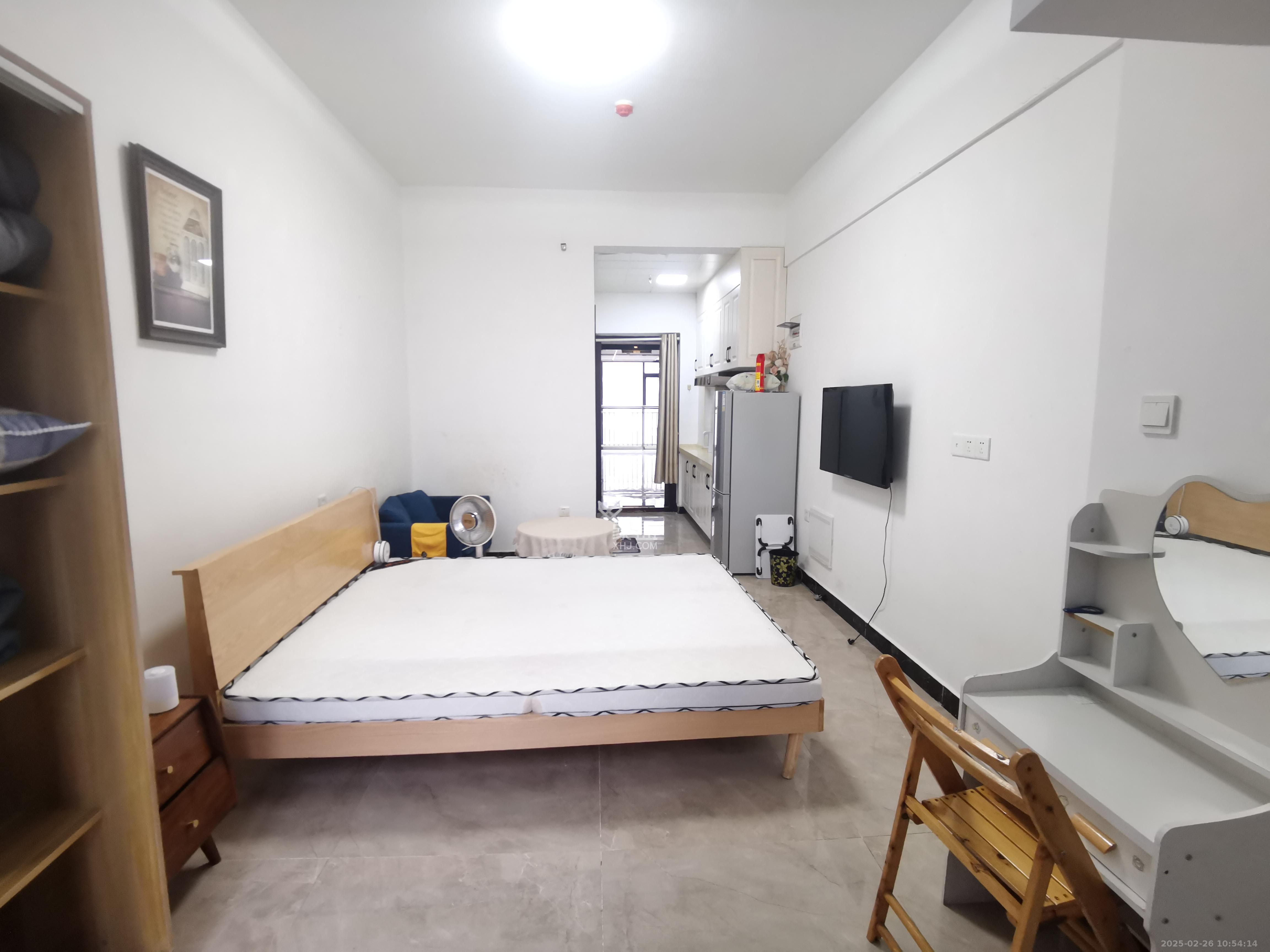 东盈商业广场（华泉城市广场）  1室0厅0卫   1500.00元/月室内图