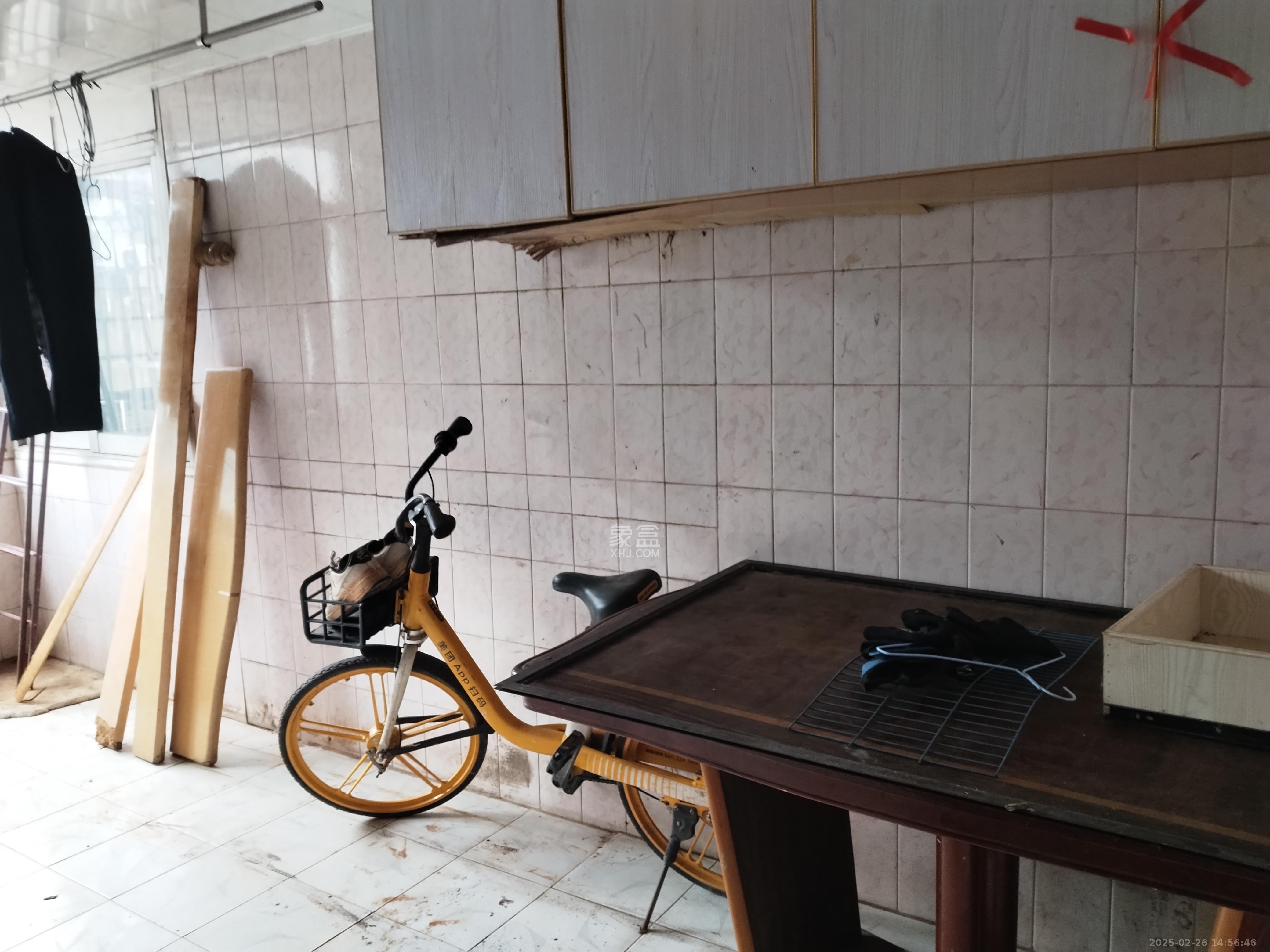 燕山街社区 2室2厅1卫 2000.0元/月 燕山街社区 2室2厅1卫 2000.0元/月室内图