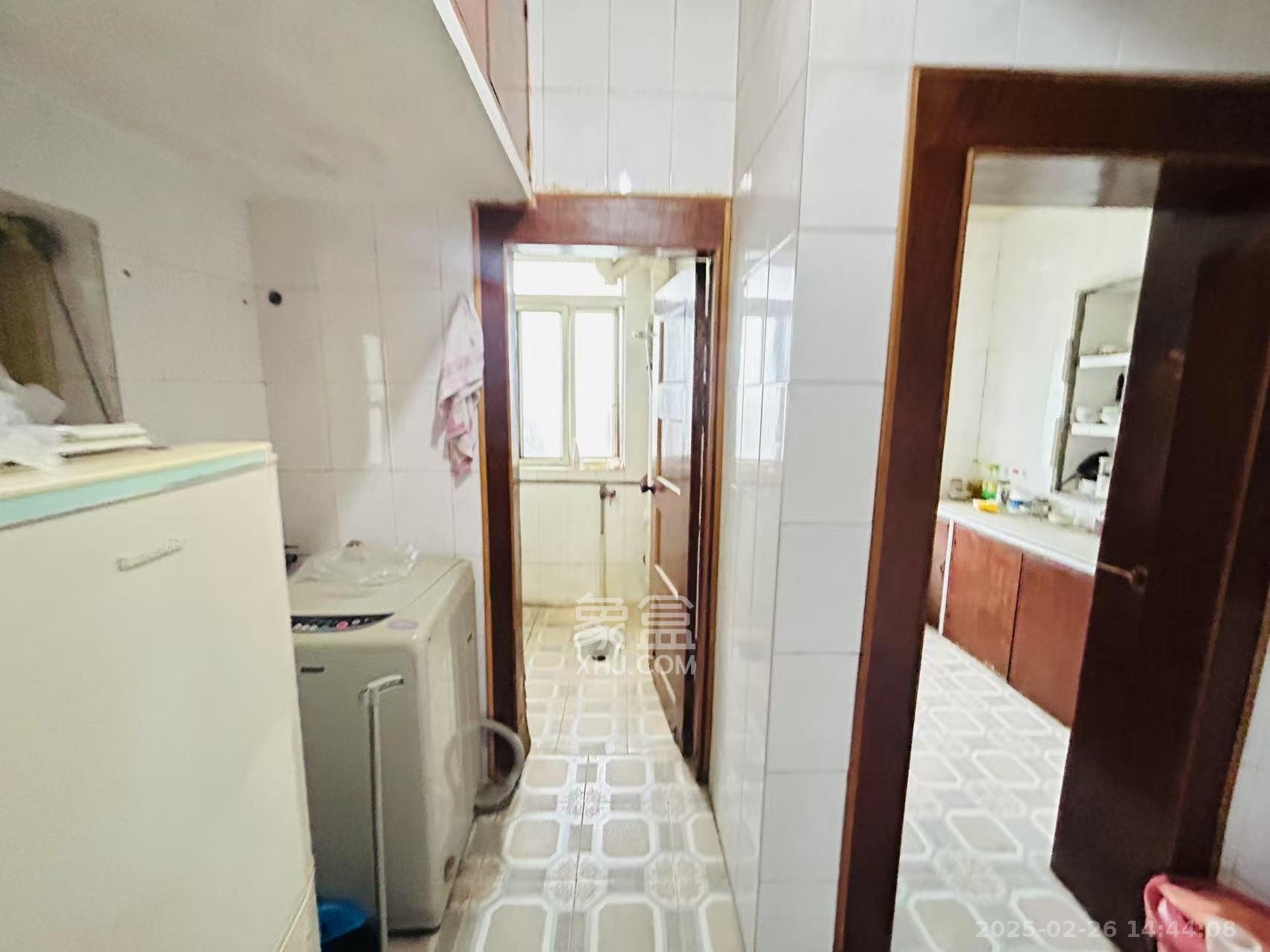 解放村 3室1厅1卫 800.0元/月 解放村 3室1厅1卫 800.0元/月室内图