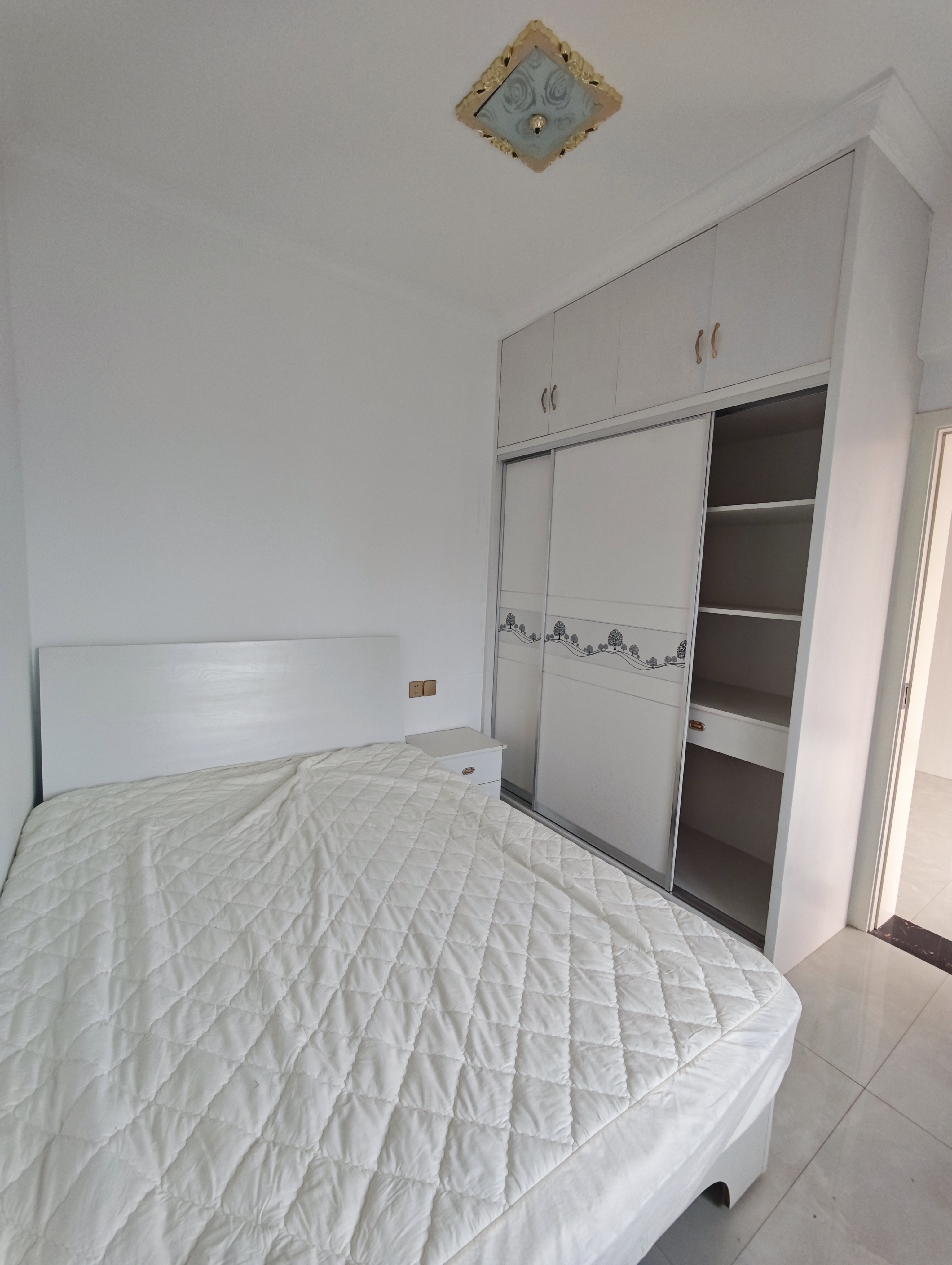 百弘学府城  2室1厅1卫    1500.0元/月室内图