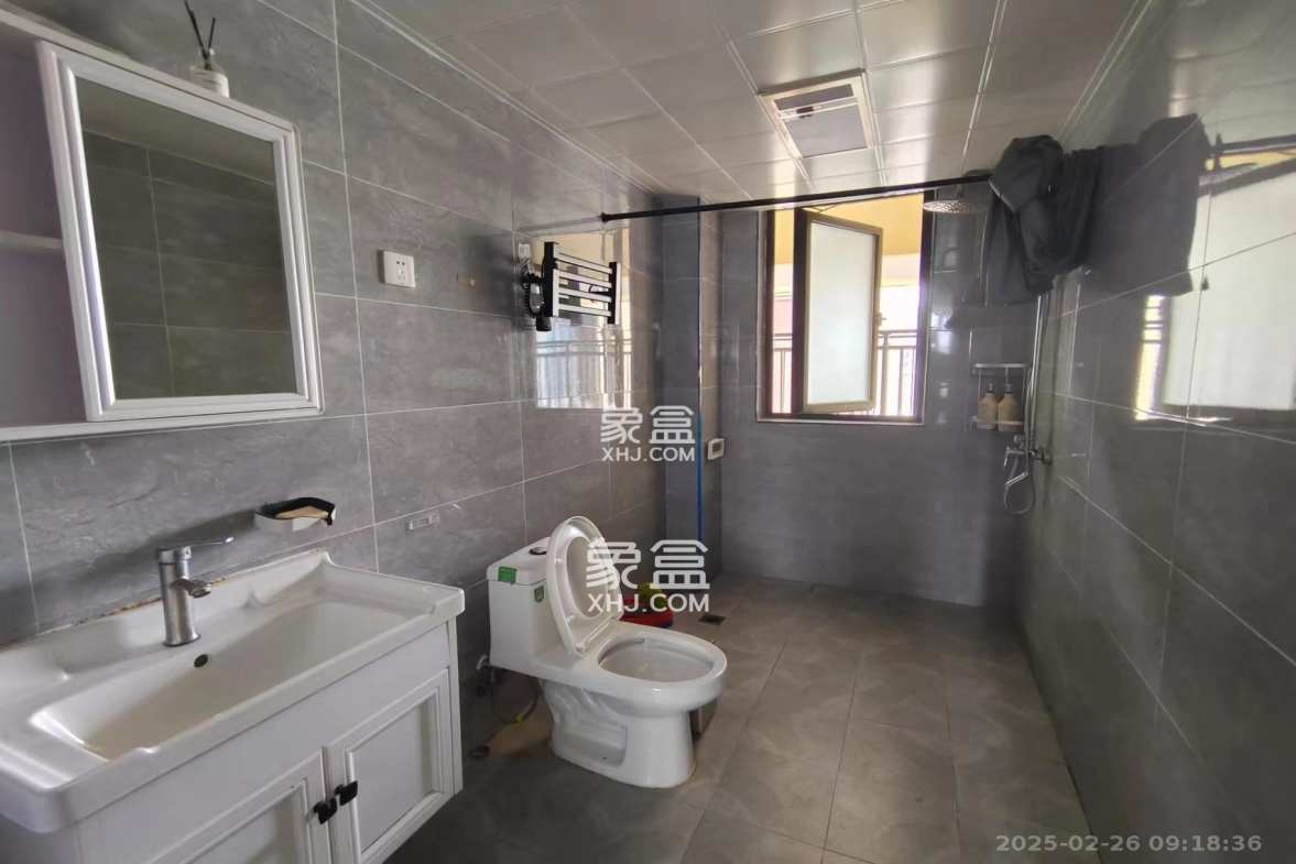 君合天玺  3室2厅2卫    3400.0元/月 君合天玺  3室2厅2卫    3400.0元/月室内图