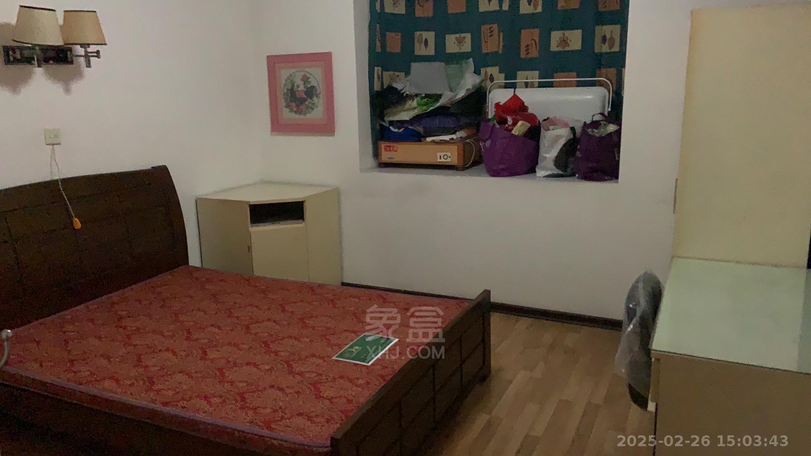香草园  3室2厅0卫   1500.00元/月室内图
