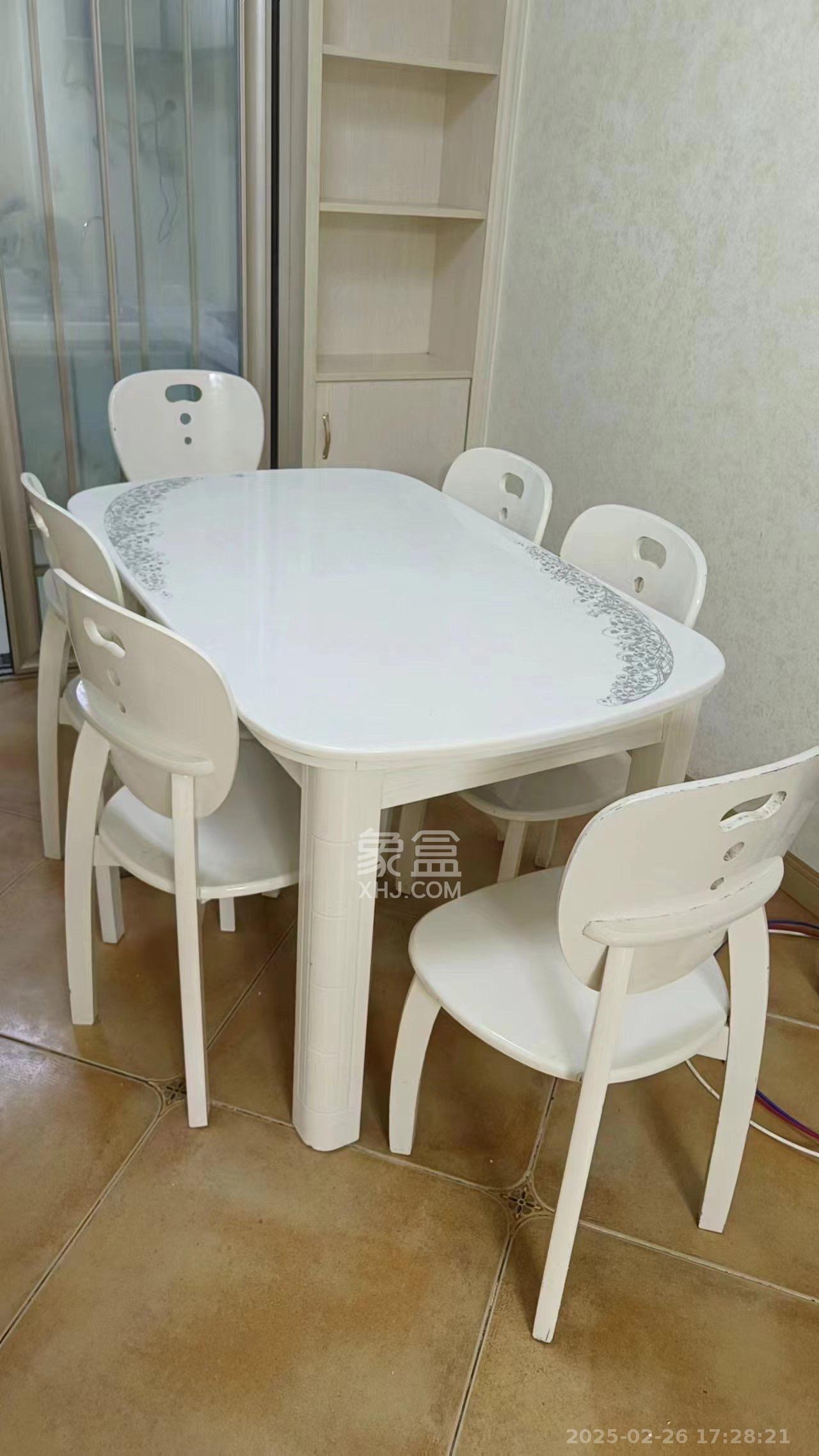 汇一城（汇壹公馆）  3室2厅2卫   2100.00元/月室内图