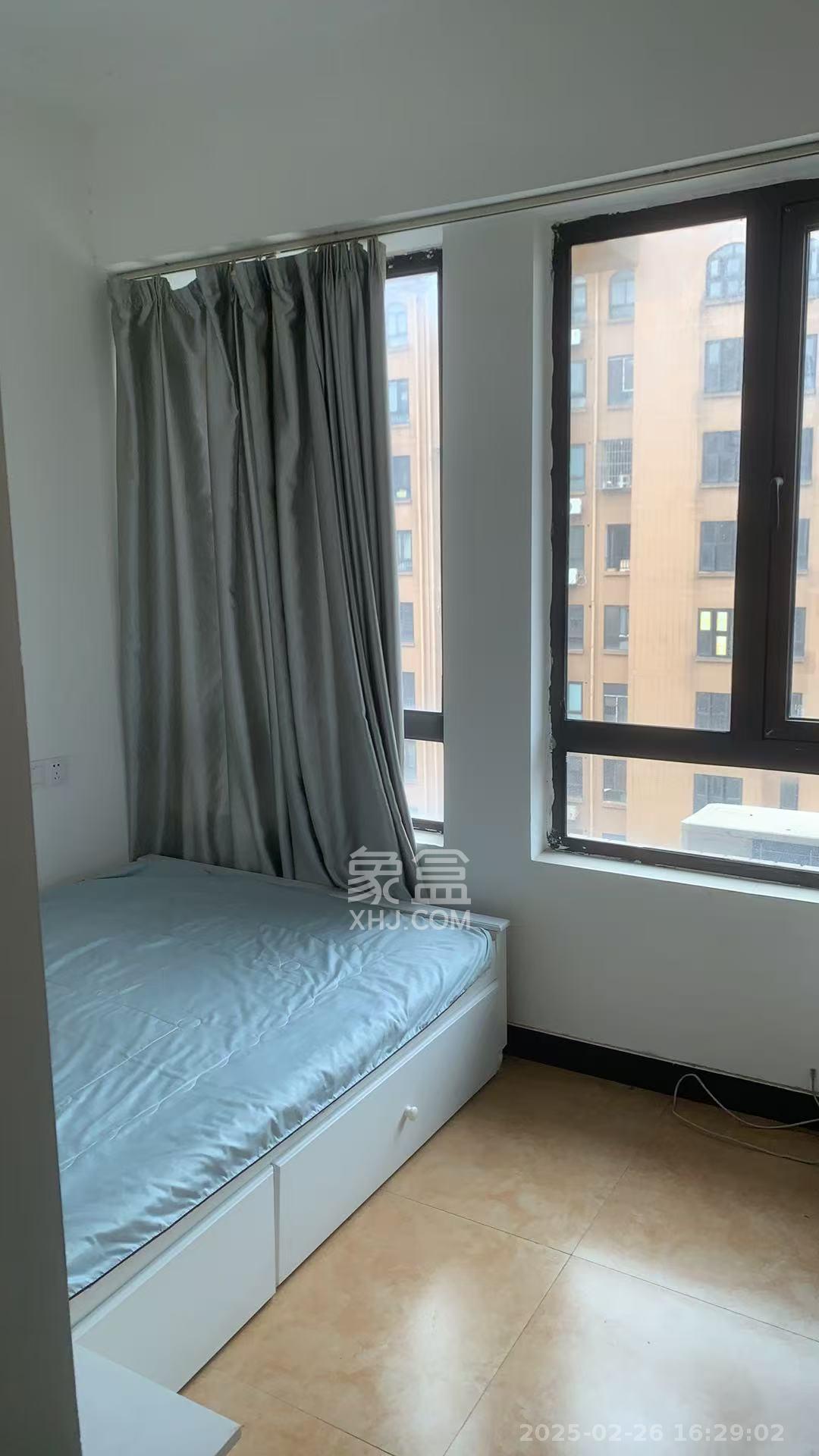 中信凯旋蓝岸(中信新城三期) 1室1厅1卫 1500.0元/月 中信凯旋蓝岸(中信新城三期) 1室1厅1卫 1500.0元/月室内图