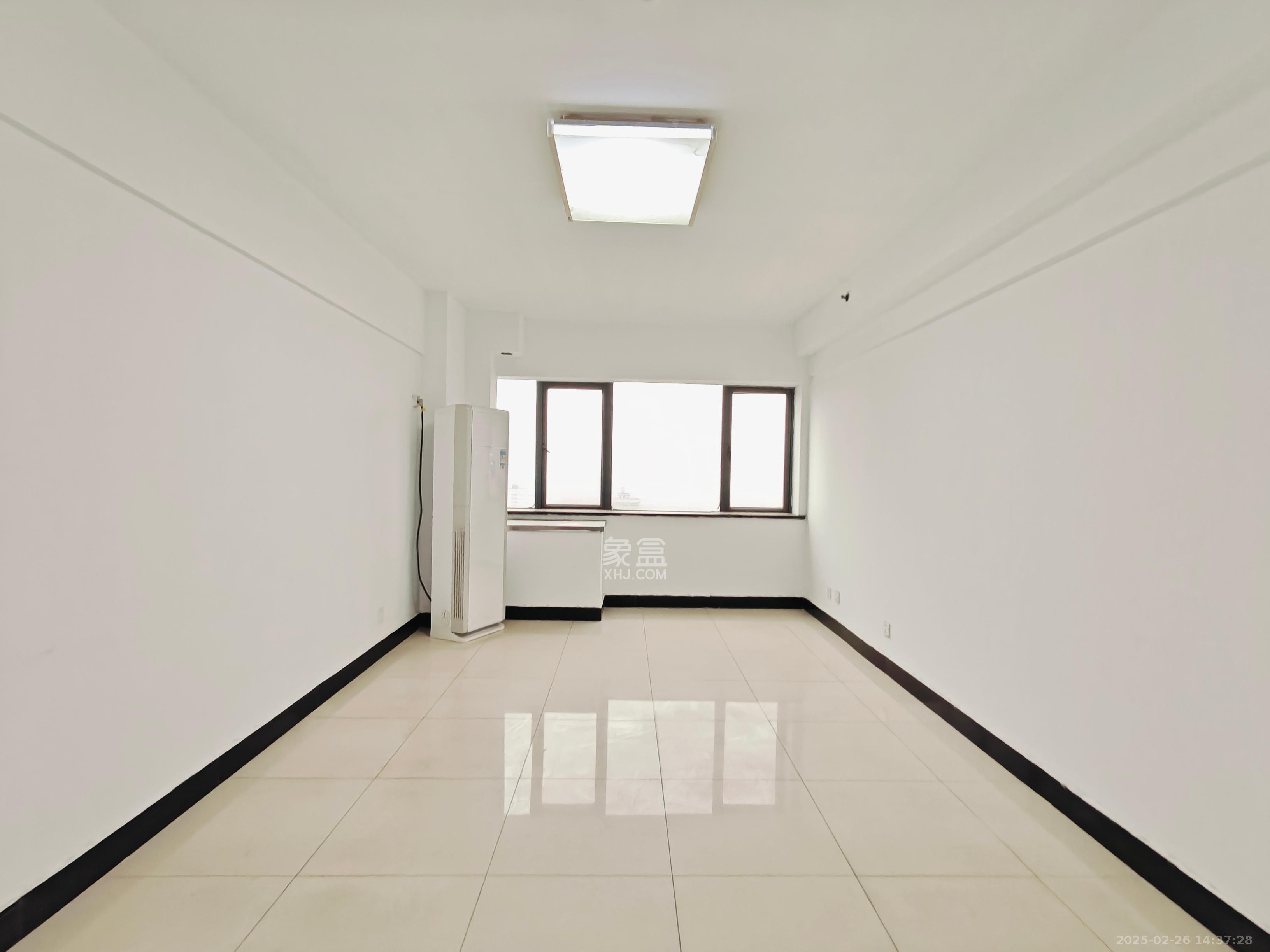 湘域中央 1室1厅1卫 1800.0元/月 湘域中央 1室1厅1卫 1800.0元/月室内图