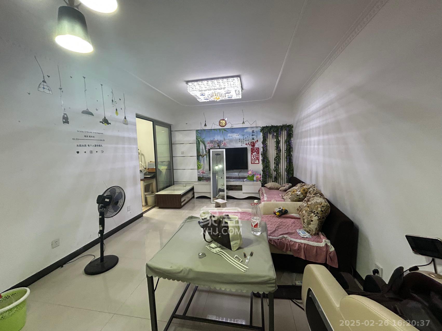 怡海星城 3室2厅2卫 2000.0元/月 怡海星城 3室2厅2卫 2000.0元/月室内图