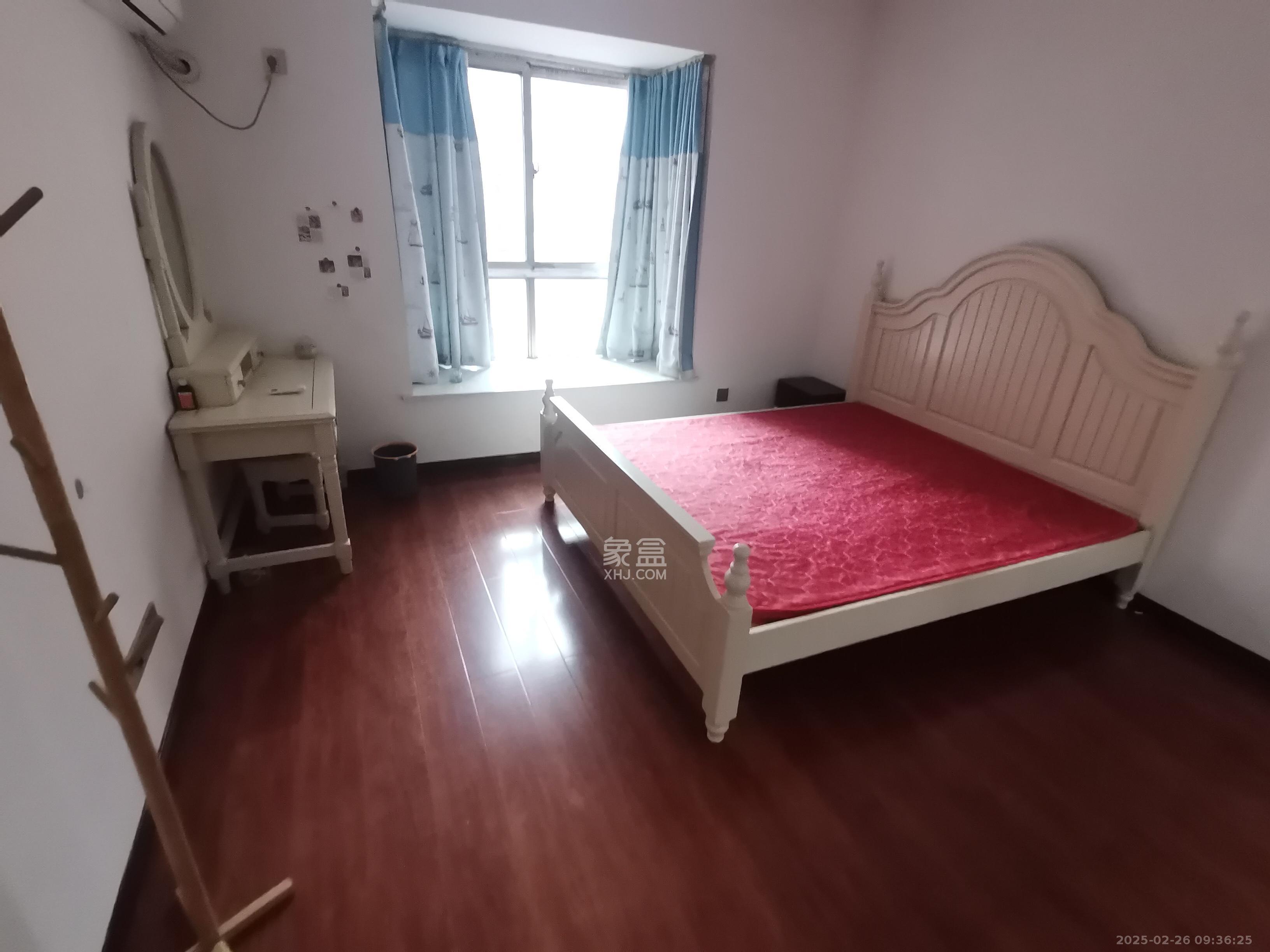 香樟鑫都  3室2厅2卫    3300.0元/月室内图