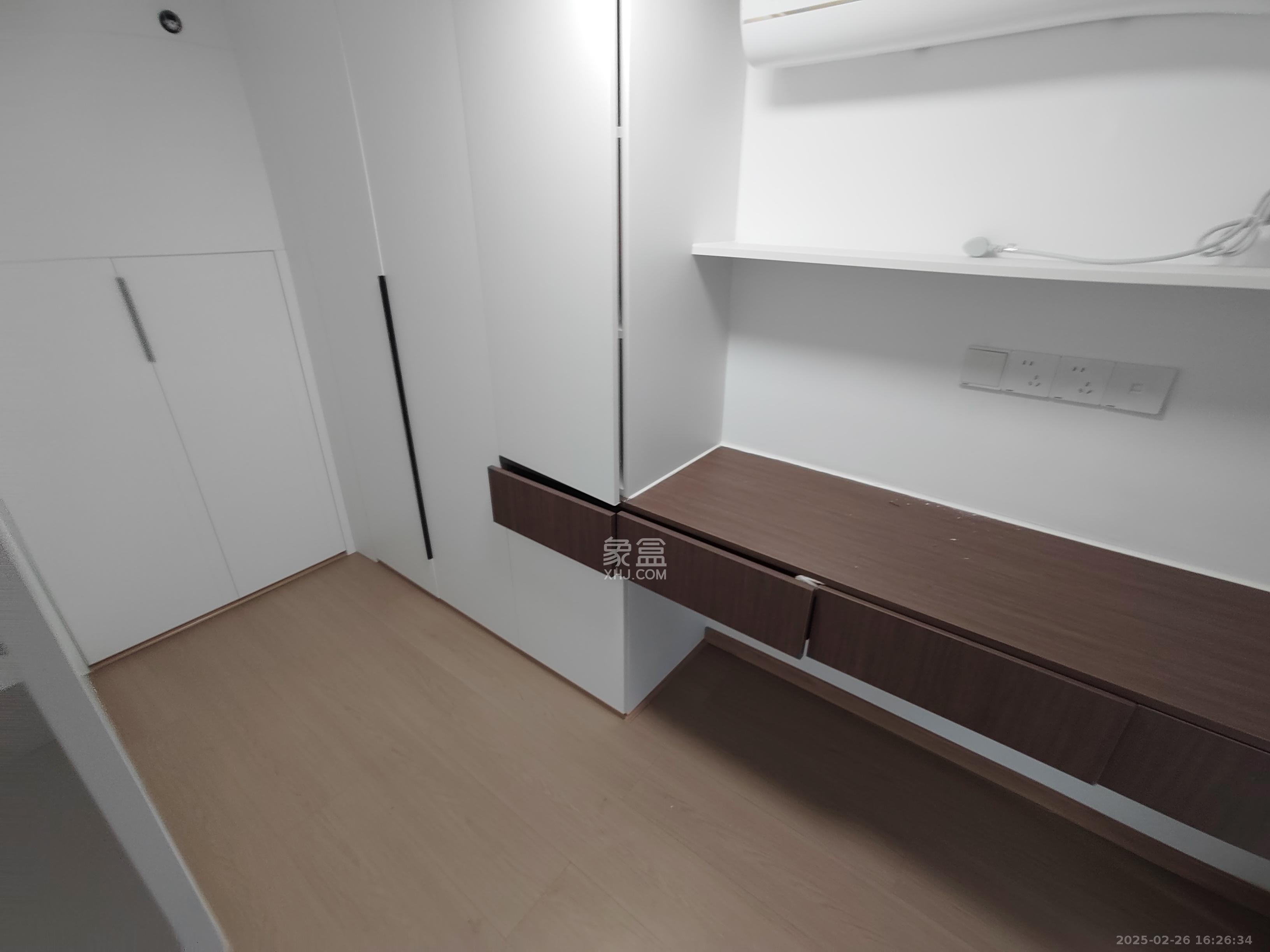保利天禧EF区  2室1厅1卫   3500.00元/月室内图