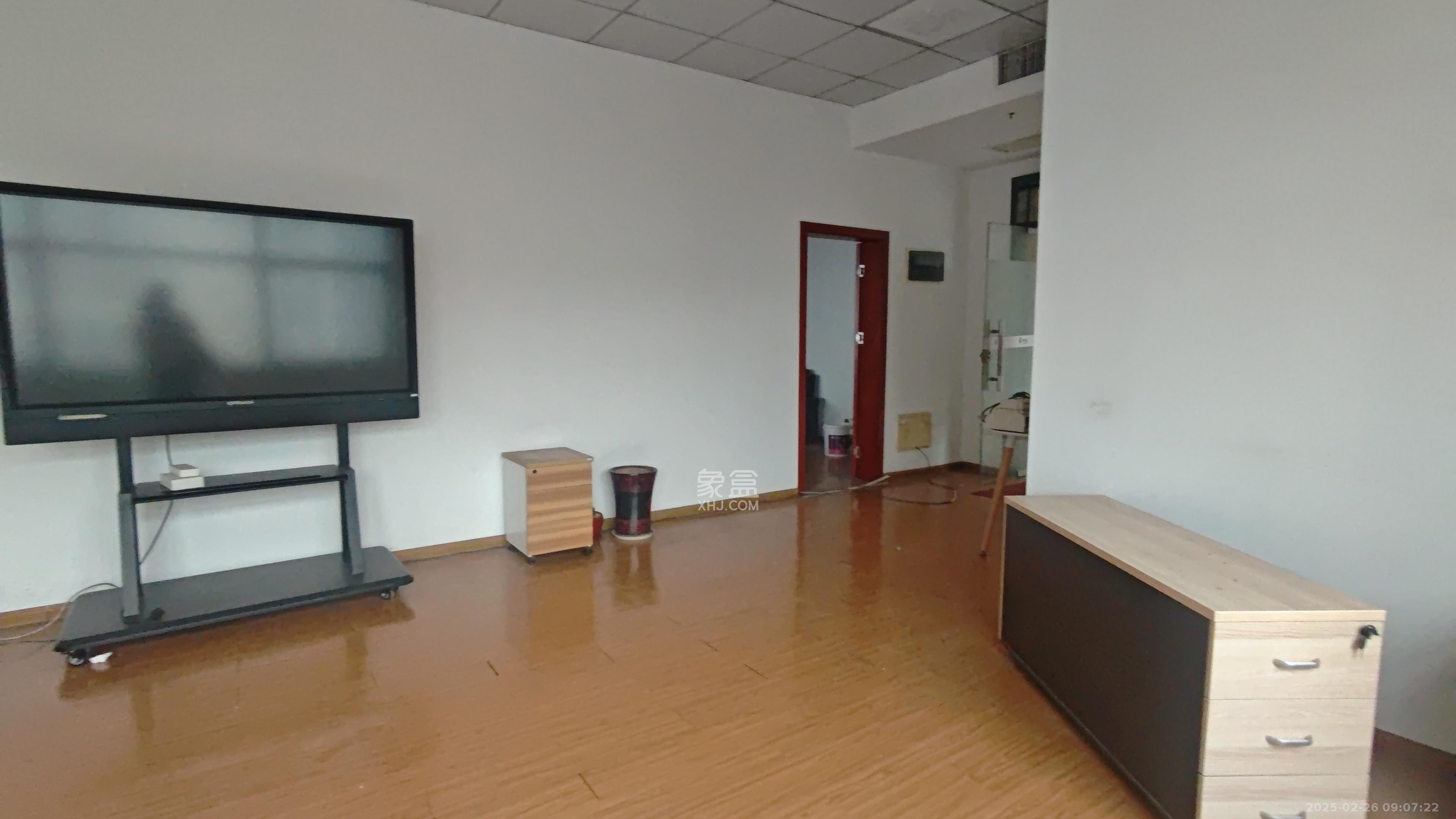 保利麓谷林语I区 1室1厅0卫 3486.0元/月 保利麓谷林语I区 1室1厅0卫 3486.0元/月室内图