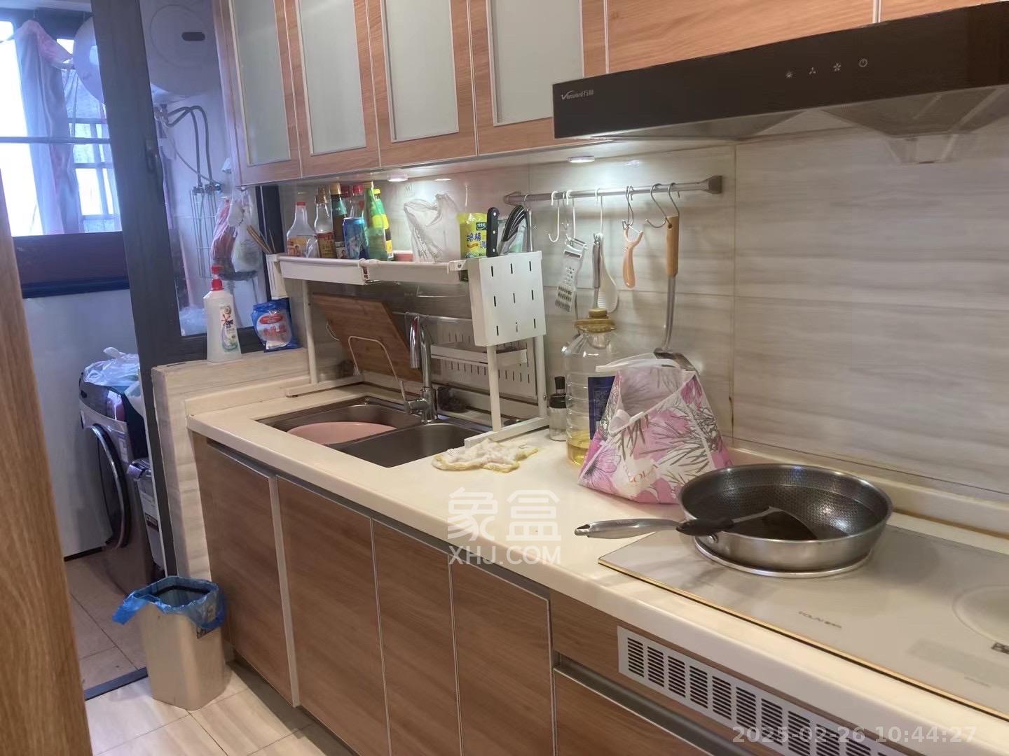 恒大上林苑  1室2厅1卫   2700.00元/月室内图