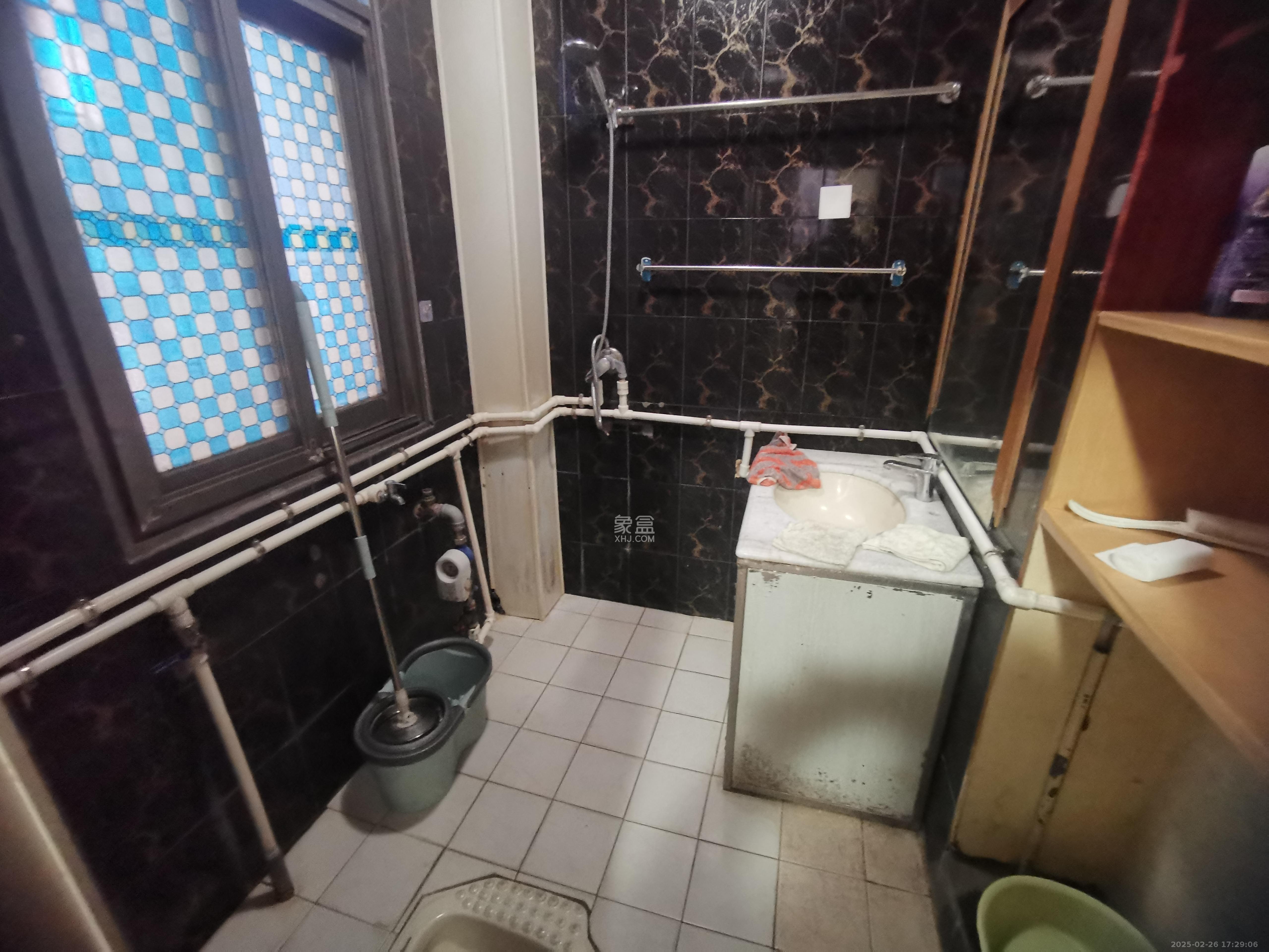 电力宾馆宿舍  3室2厅1卫    1700.0元/月 电力宾馆宿舍  3室2厅1卫    1700.0元/月室内图