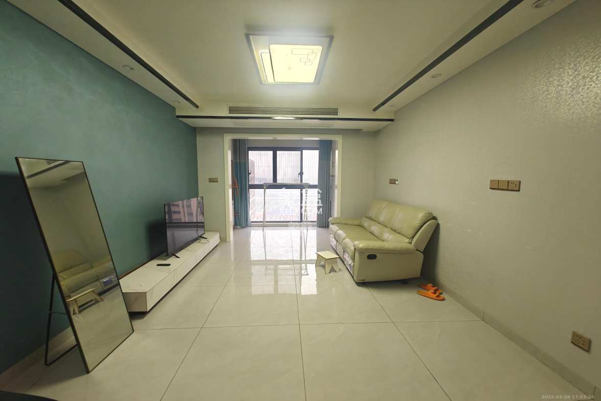 华润置地广场二期 3室2厅1卫 2500.0元/月 华润置地广场二期 3室2厅1卫 2500.0元/月室内图