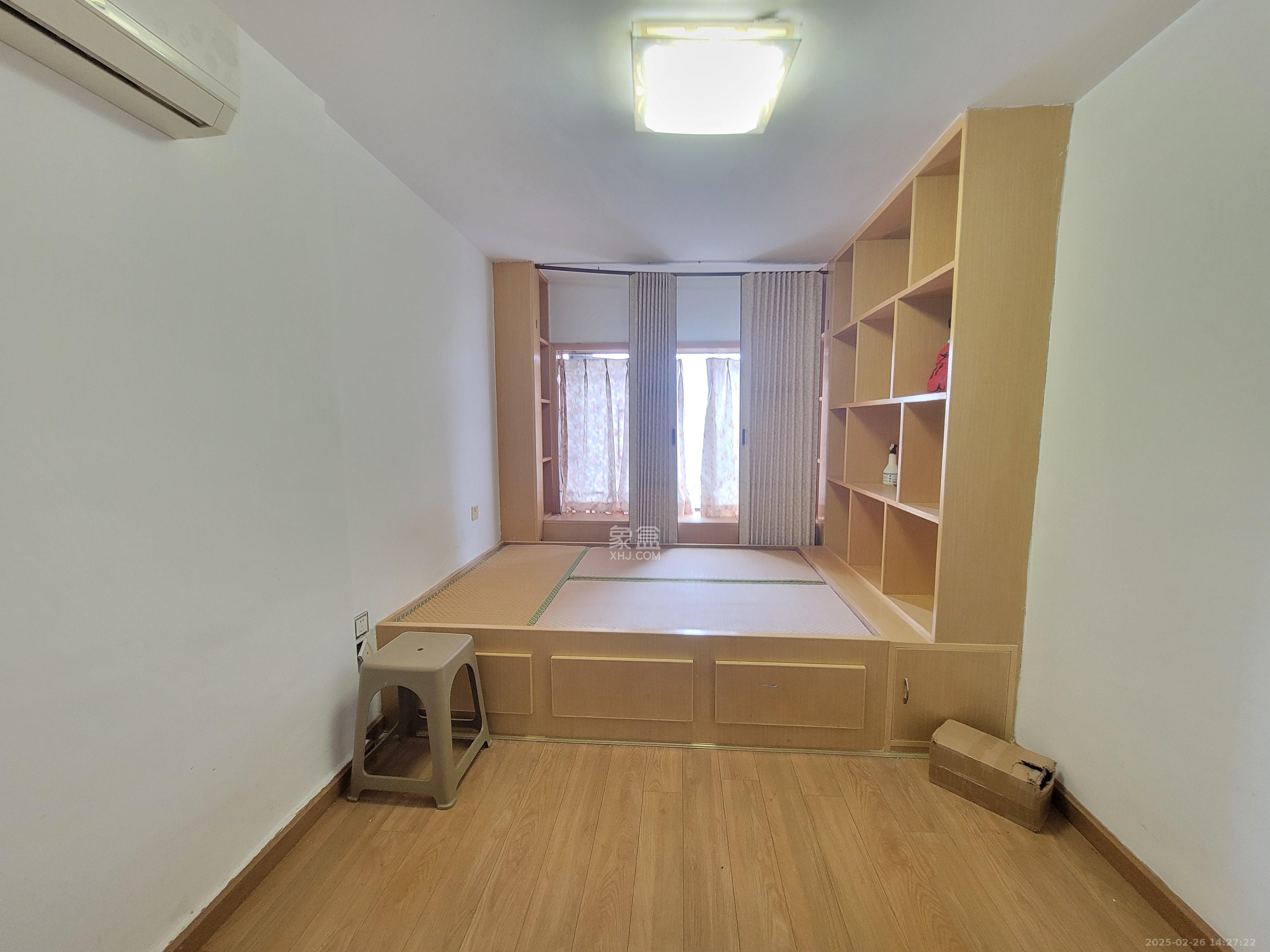 兰亭峰景 1室2厅1卫 2200.0元/月 兰亭峰景 1室2厅1卫 2200.0元/月室内图