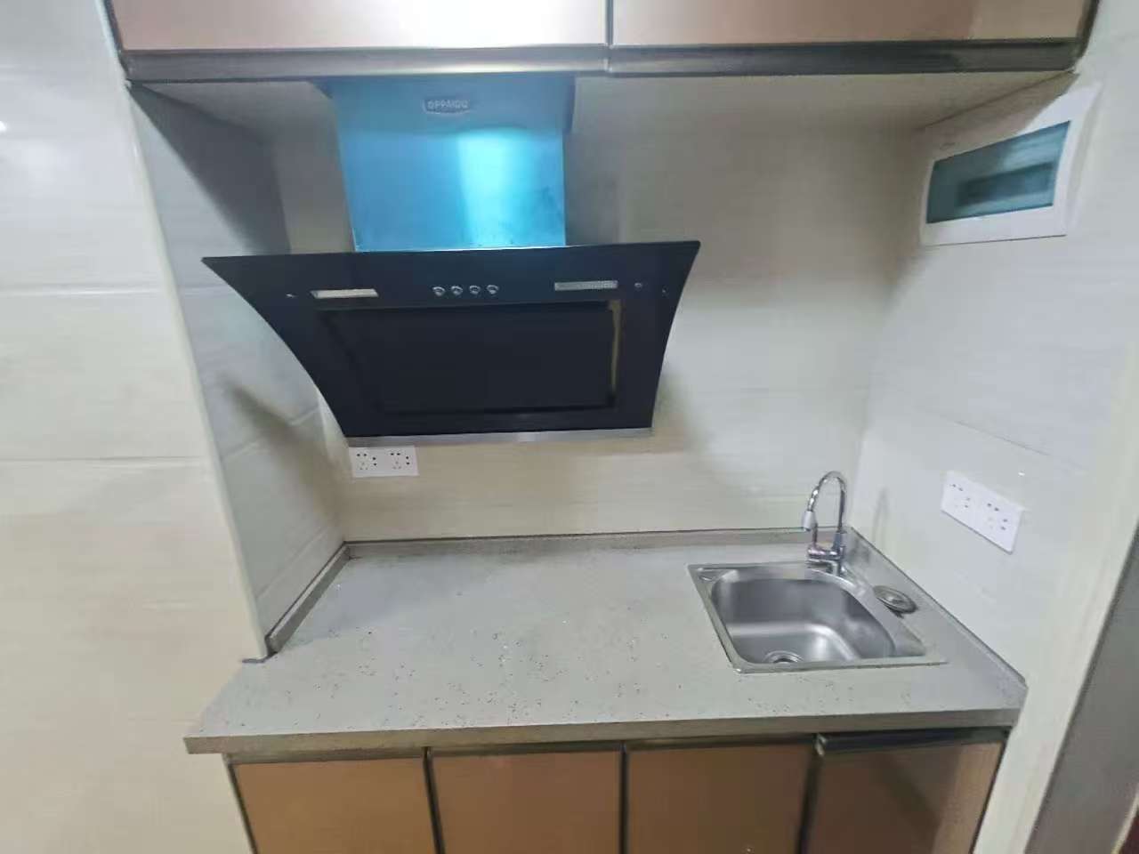 万豪城市花园 1室1厅1卫 1000.0元/月 万豪城市花园 1室1厅1卫 1000.0元/月室内图