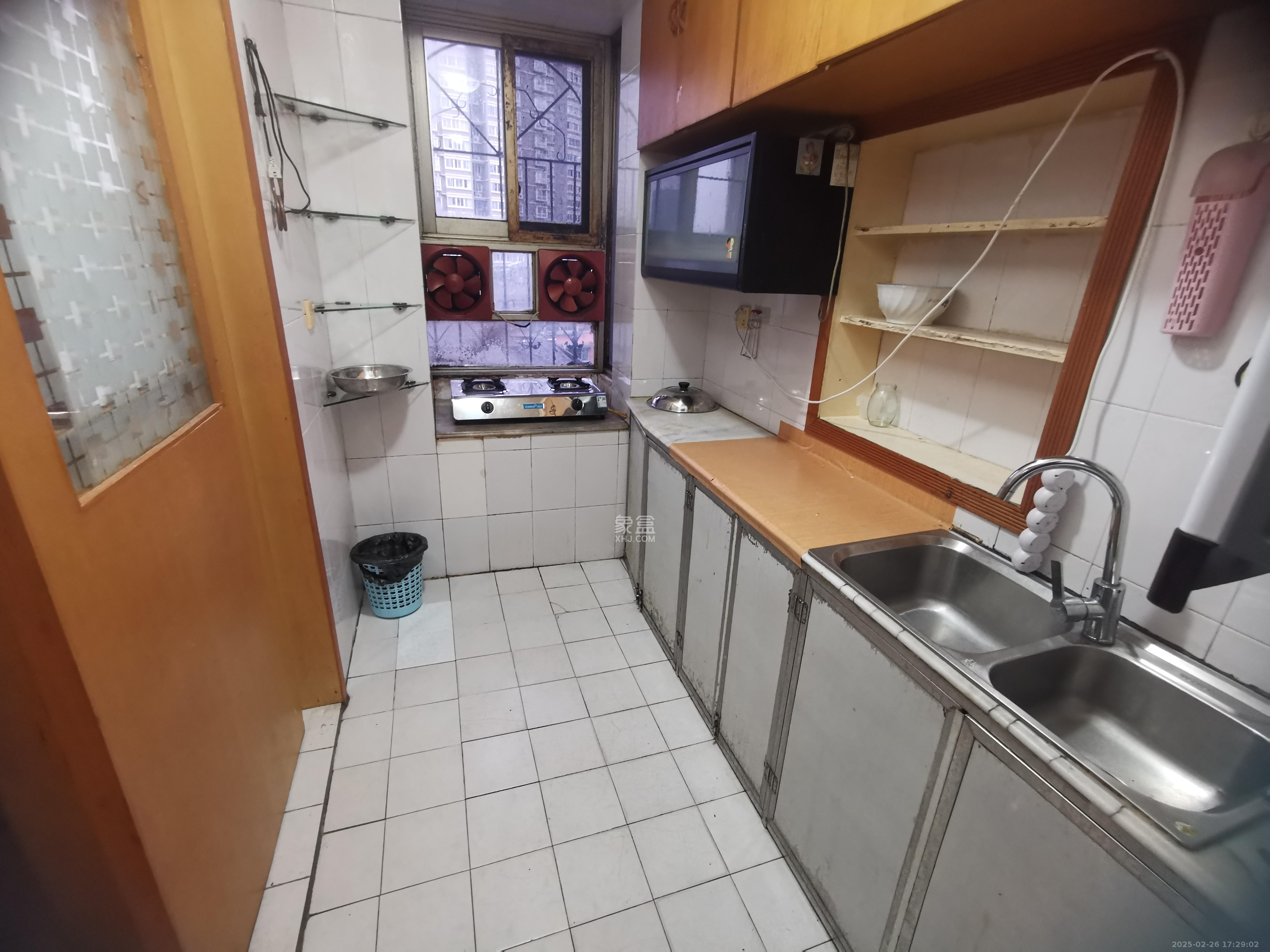 电力宾馆宿舍  3室2厅1卫    1700.0元/月 电力宾馆宿舍  3室2厅1卫    1700.0元/月室内图