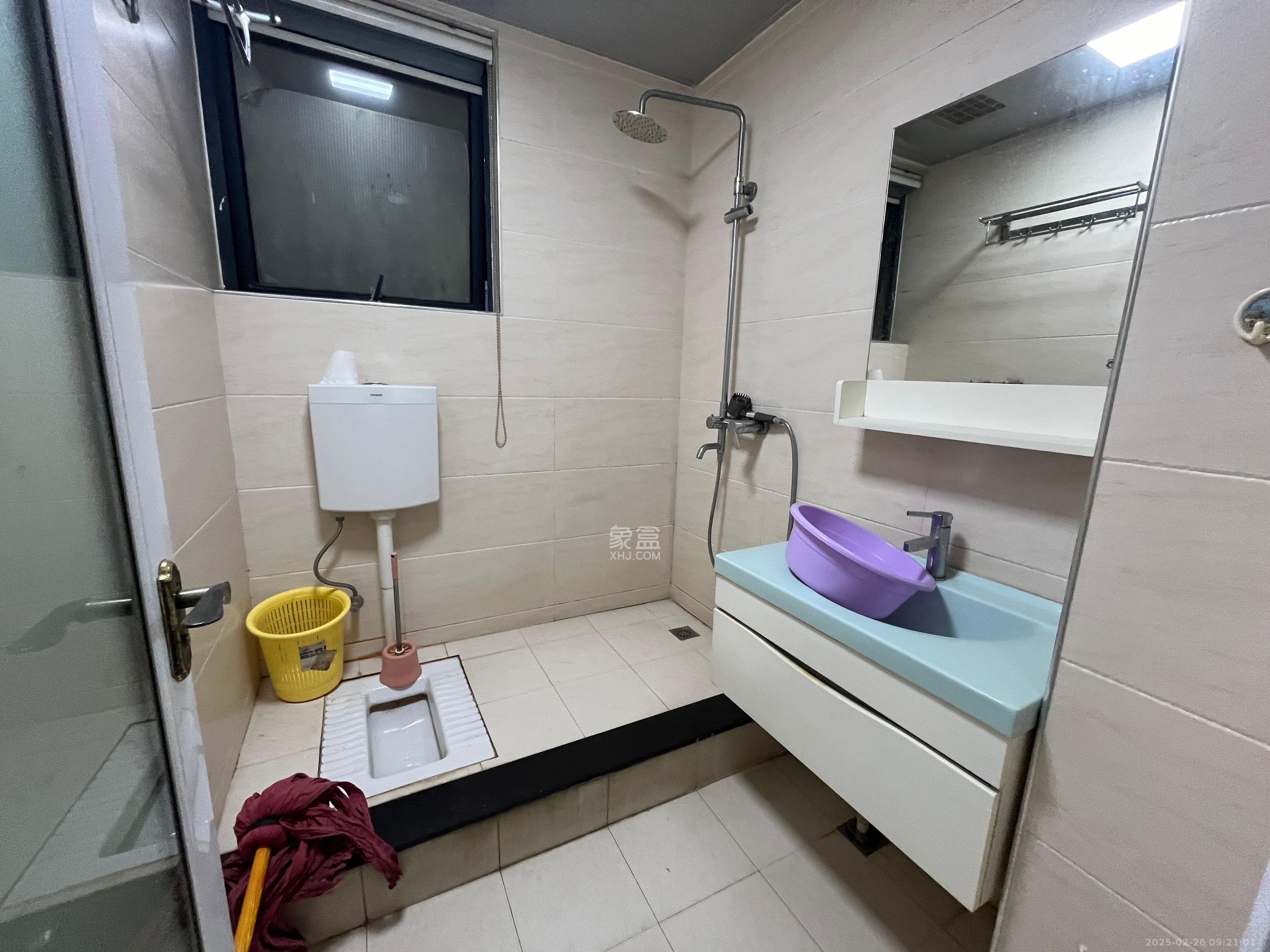 湘江世纪城达江苑 1室2厅2卫 2300.0元/月 湘江世纪城达江苑 1室2厅2卫 2300.0元/月室内图