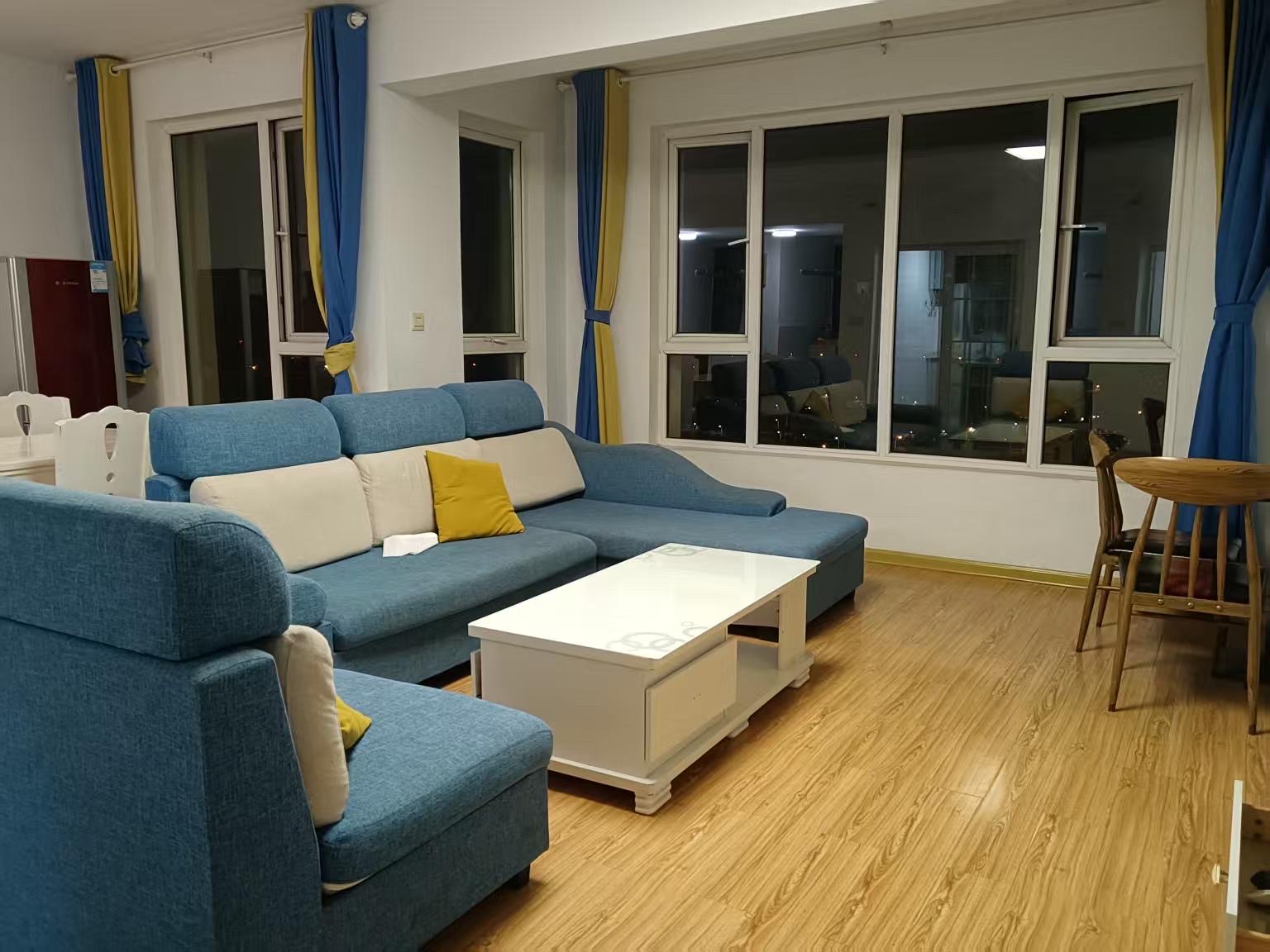 佳兆业金域天下三期  3室2厅1卫    1800.0元/月 佳兆业金域天下三期  3室2厅1卫    1800.0元/月户型图