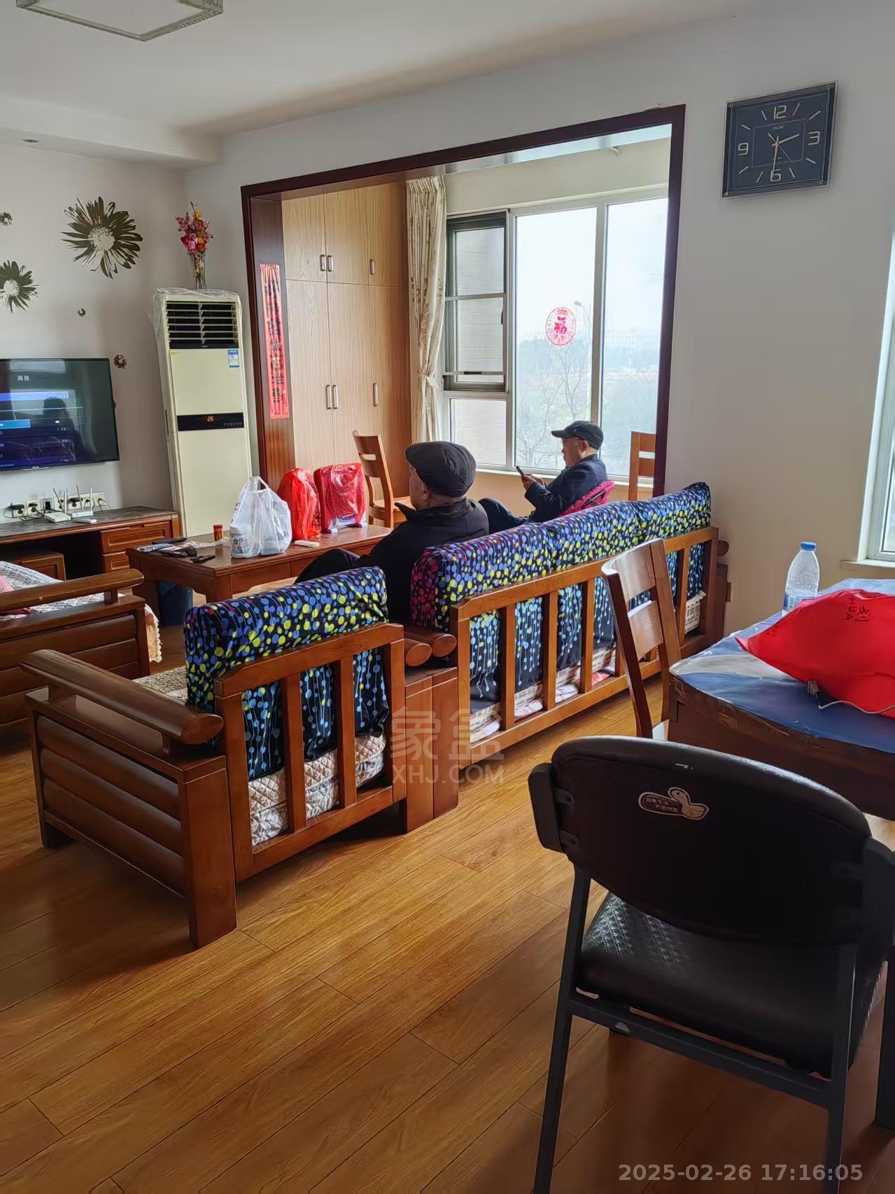 佳兆业金域天下三期  3室2厅1卫    1800.0元/月 佳兆业金域天下三期  3室2厅1卫    1800.0元/月室内图