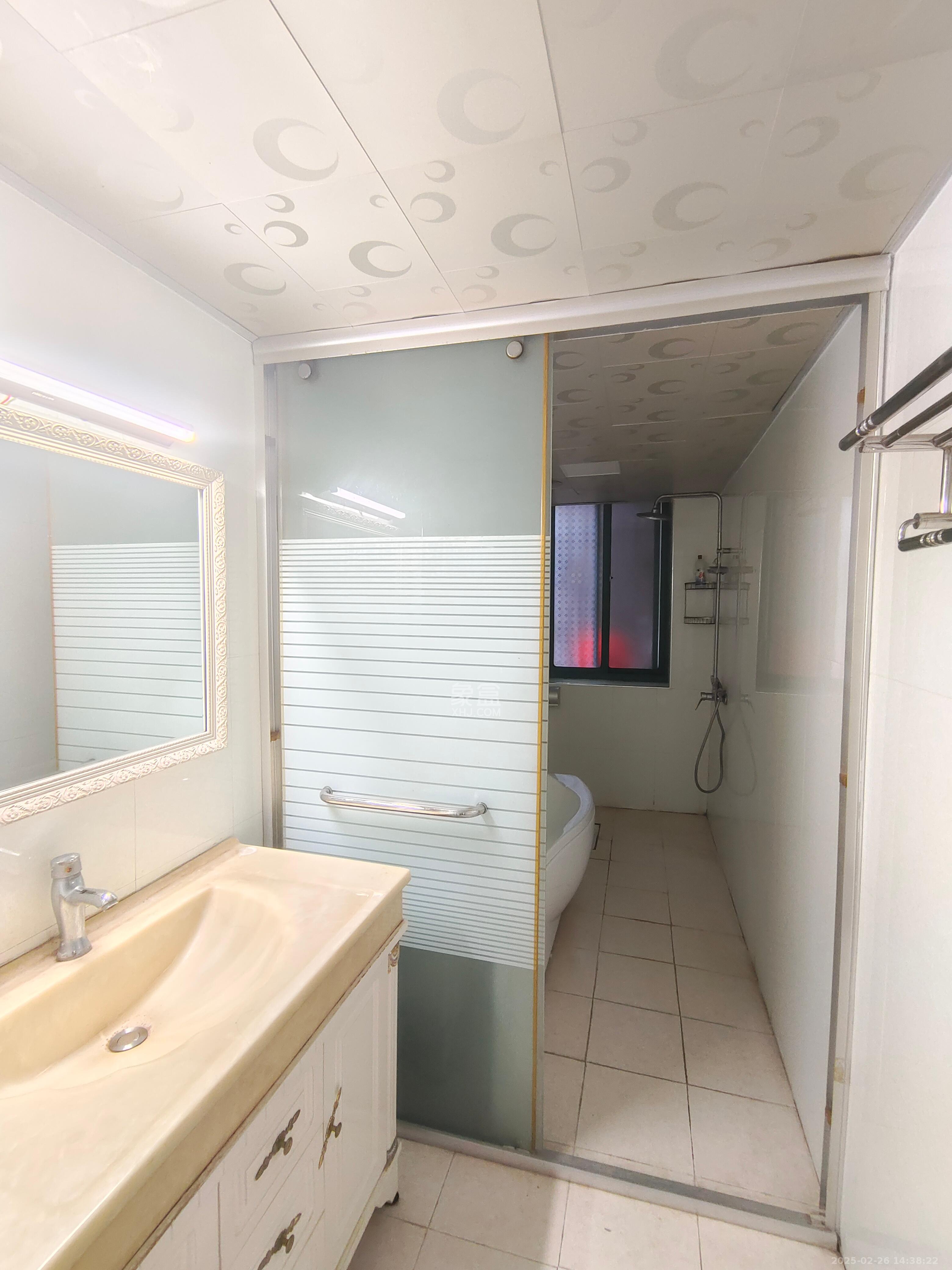 水印康桥  3室2厅2卫    1380.0元/月 水印康桥  3室2厅2卫    1380.0元/月室内图