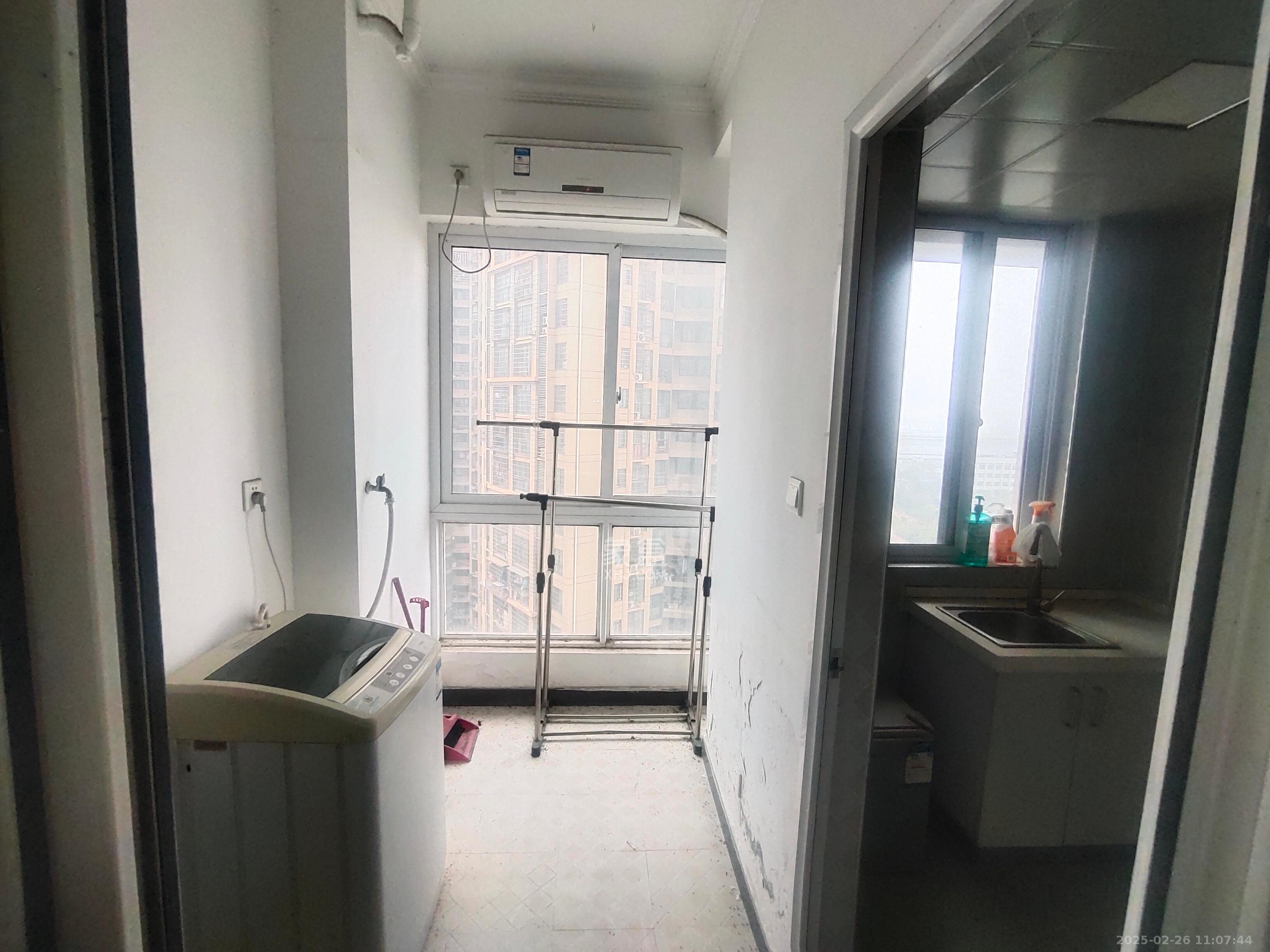 光明城市(星辰青年城) 1室1厅1卫 900.0元/月 光明城市(星辰青年城) 1室1厅1卫 900.0元/月室内图