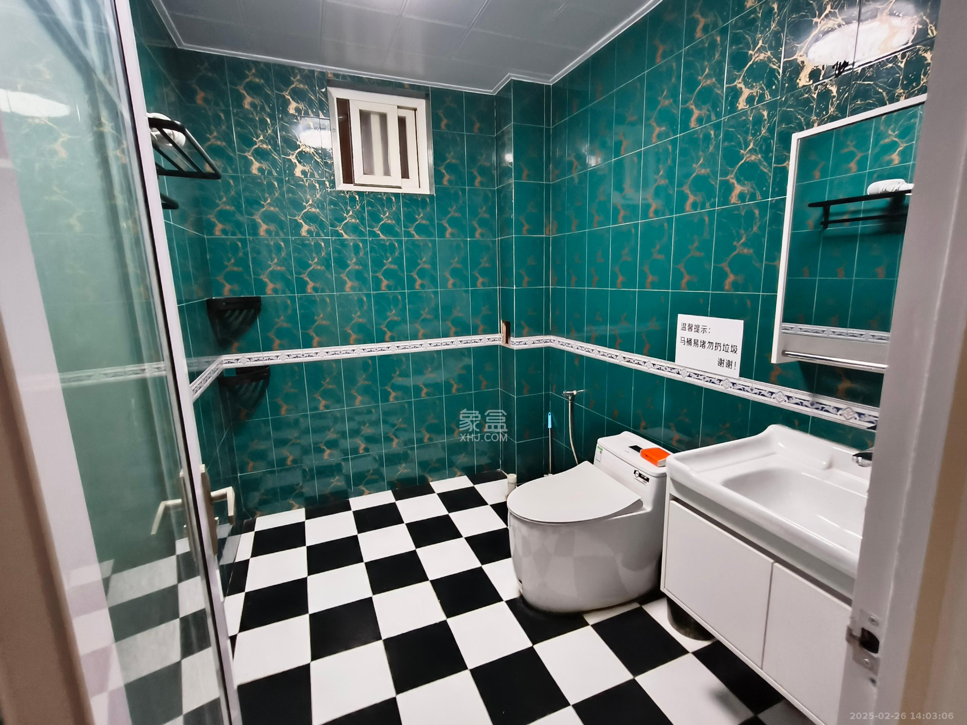 海华嘉园 4室2厅1卫 4500.0元/月 海华嘉园 4室2厅1卫 4500.0元/月室内图