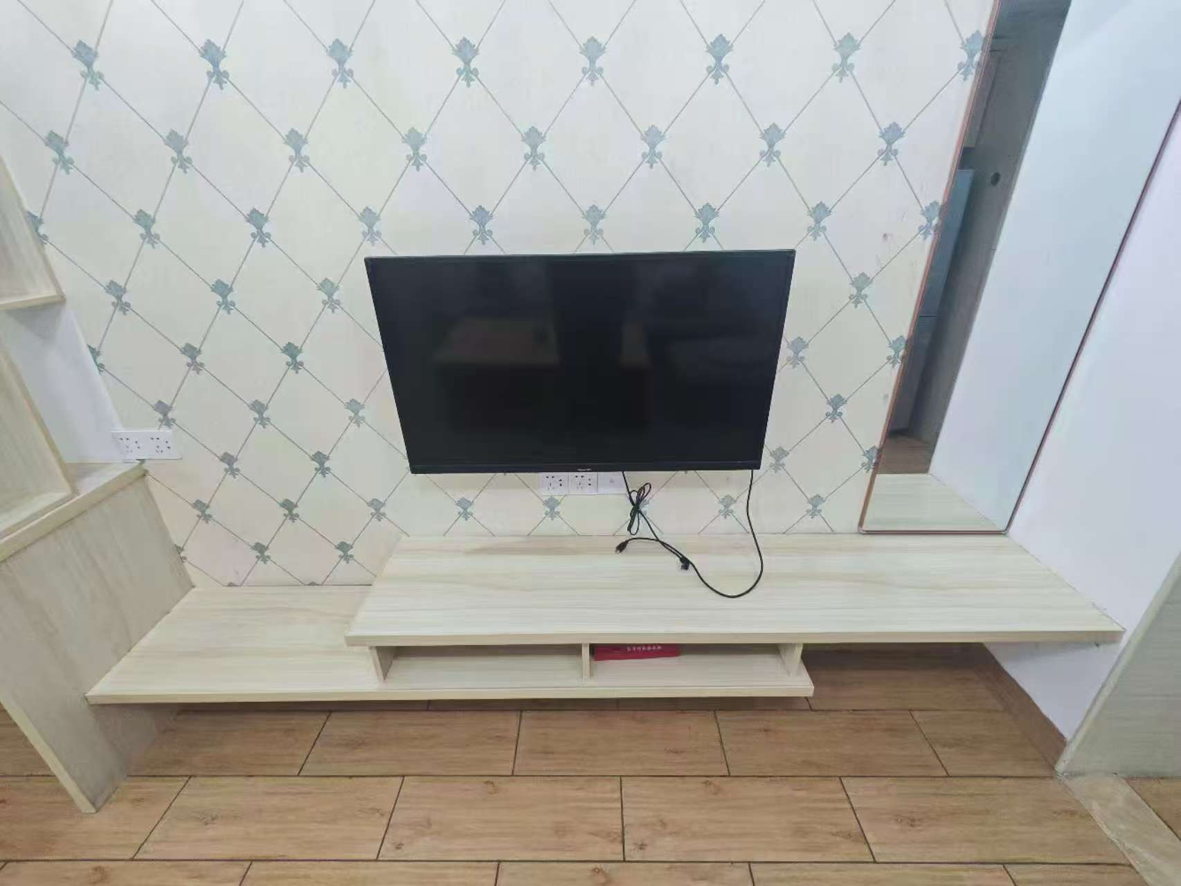 万豪城市花园  1室1厅1卫    1000.0元/月室内图