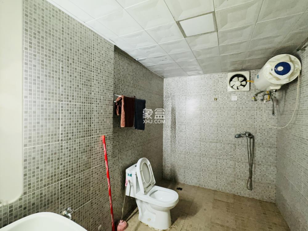 富豪大厦(富豪花园) 2室1厅2卫 110.0万 富豪大厦(富豪花园) 2室1厅2卫 110.0万室内图