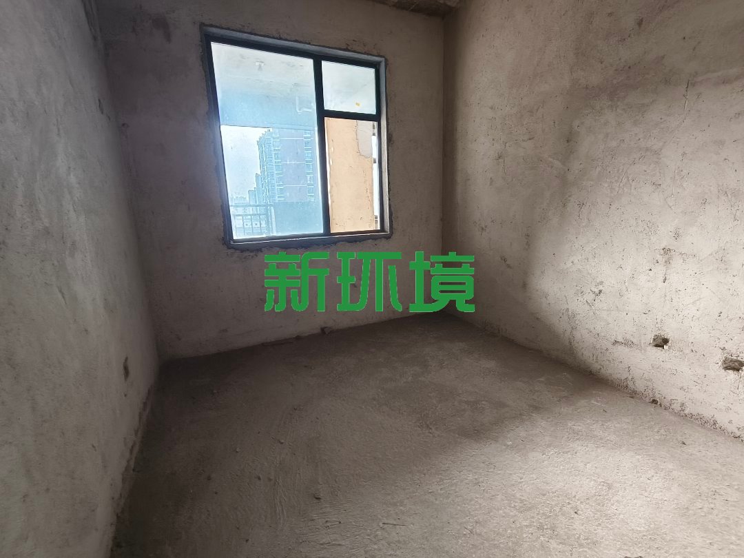 东方明珠  4室2厅2卫   70.00万客厅