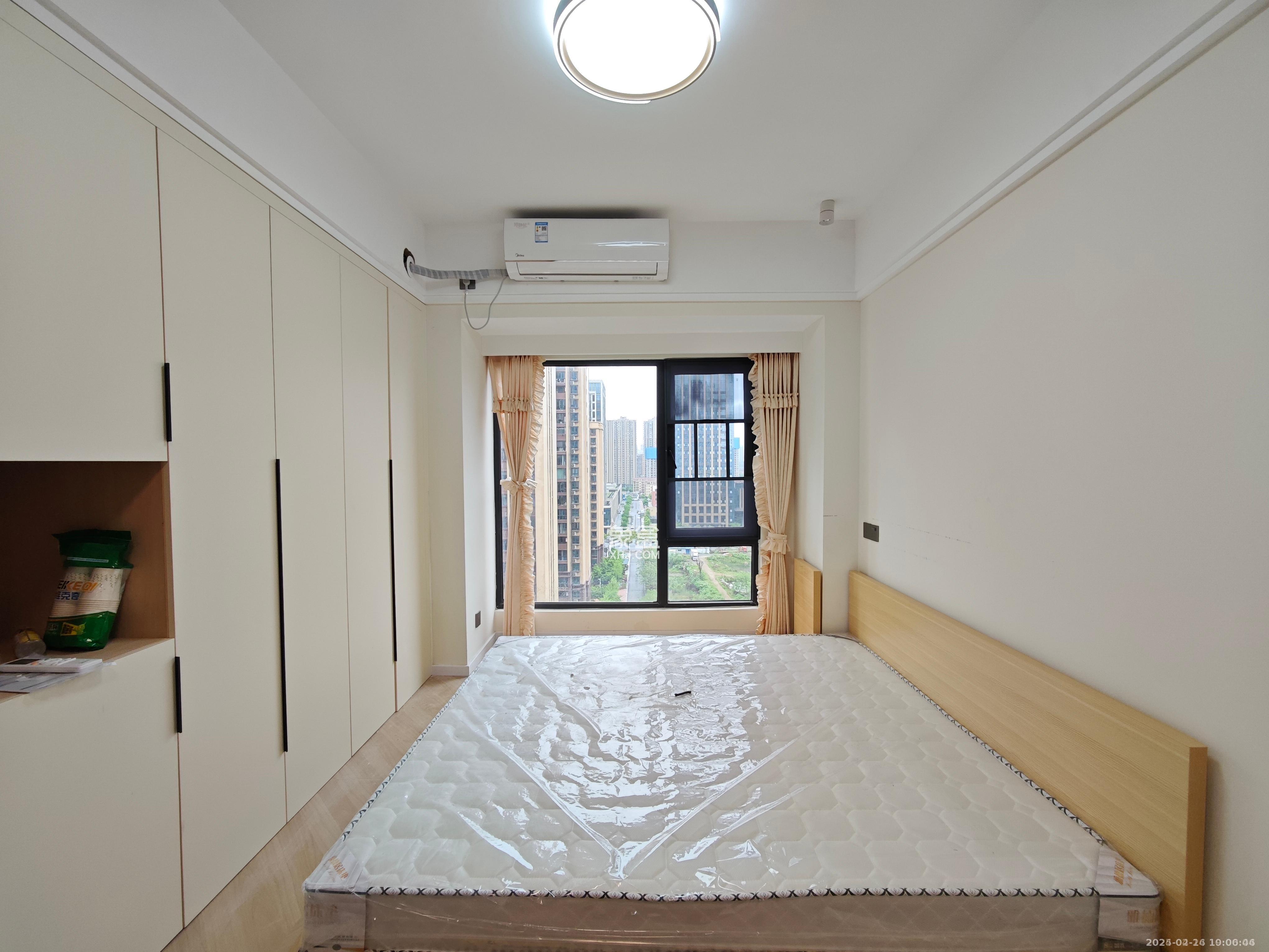碧桂园城市之光  0室1厅1卫   1800.00元/月室内图