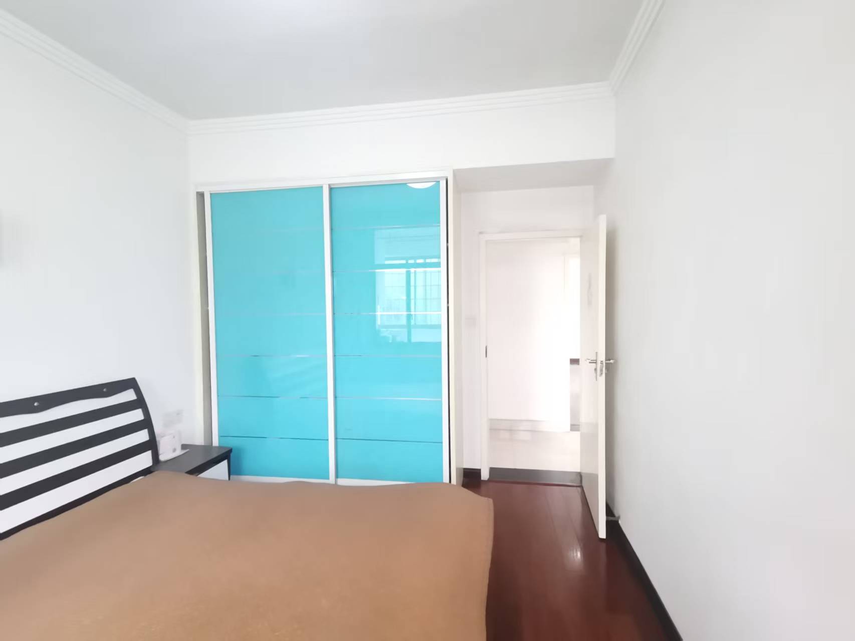 梓怡华盛家园  4室2厅2卫    66.8万 梓怡华盛家园  4室2厅2卫    66.8万室内图