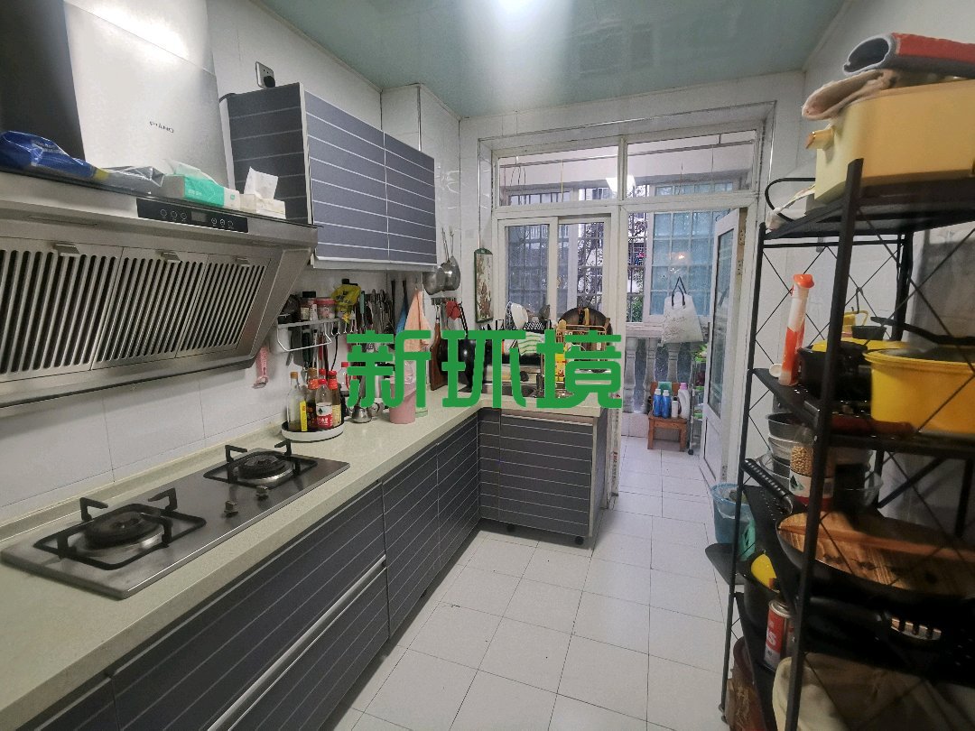 天门聚景苑  3室2厅2卫   66.00万客厅