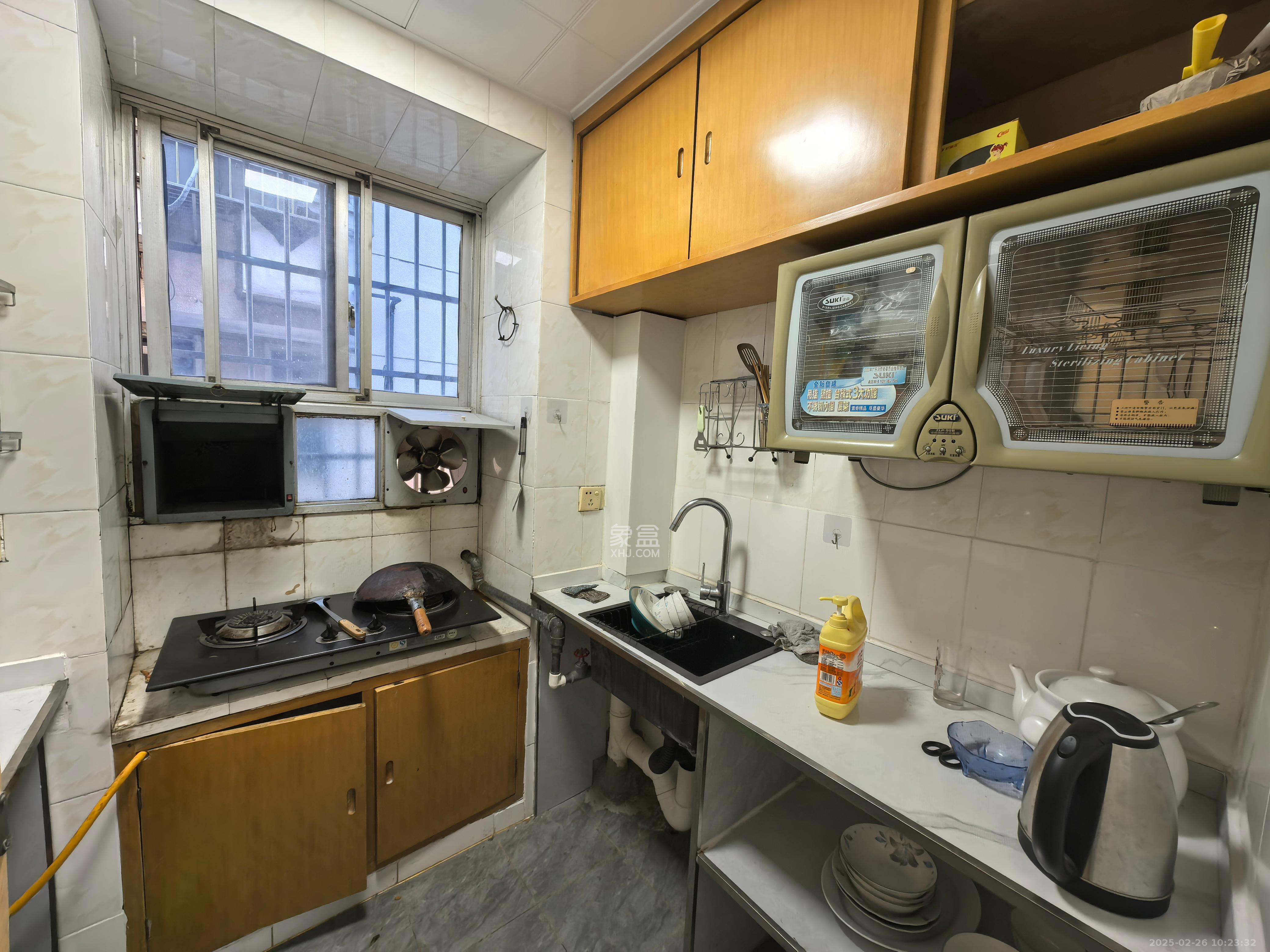 富康小区(富康花园) 3室2厅1卫 1680.0元/月 富康小区(富康花园) 3室2厅1卫 1680.0元/月室内图