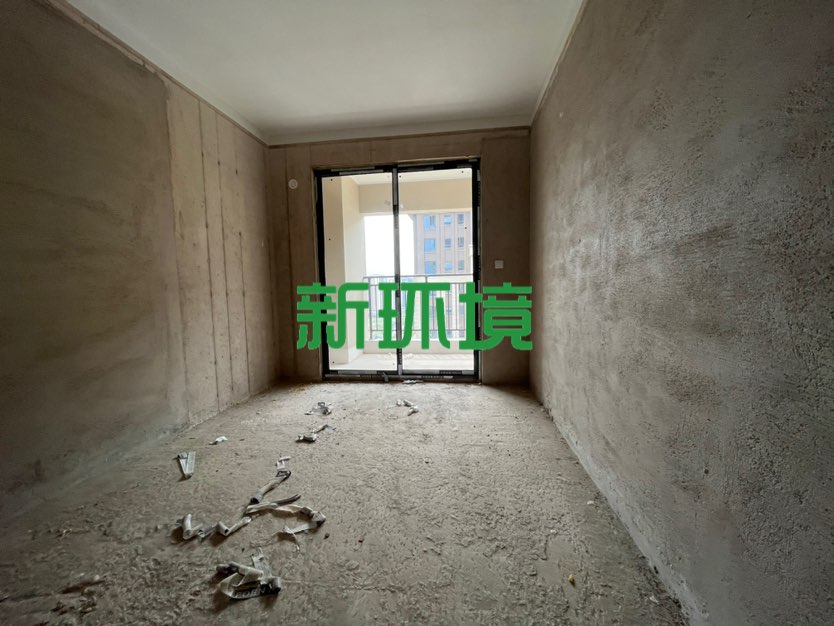 荣盛花语书苑 4室2厅2卫 85.0万 荣盛花语书苑 4室2厅2卫 85.0万客厅