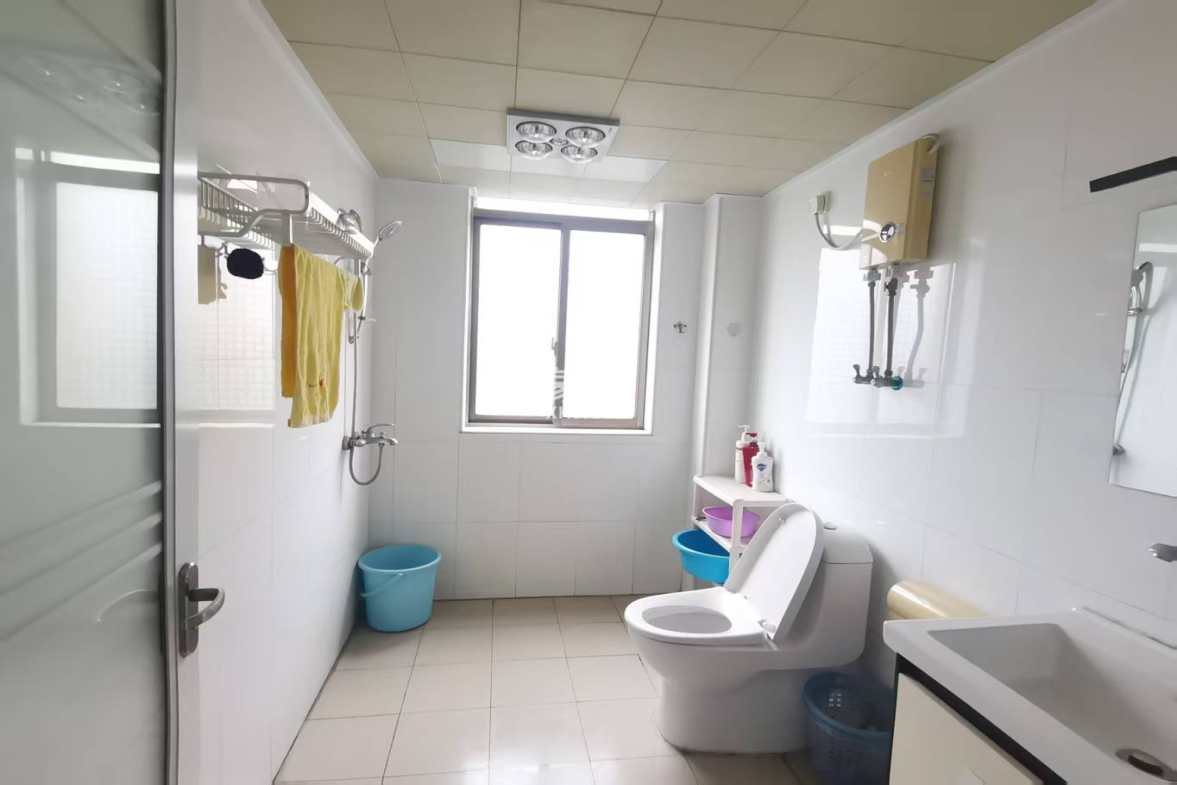 梓怡华盛家园  4室2厅2卫    66.8万 梓怡华盛家园  4室2厅2卫    66.8万室内图