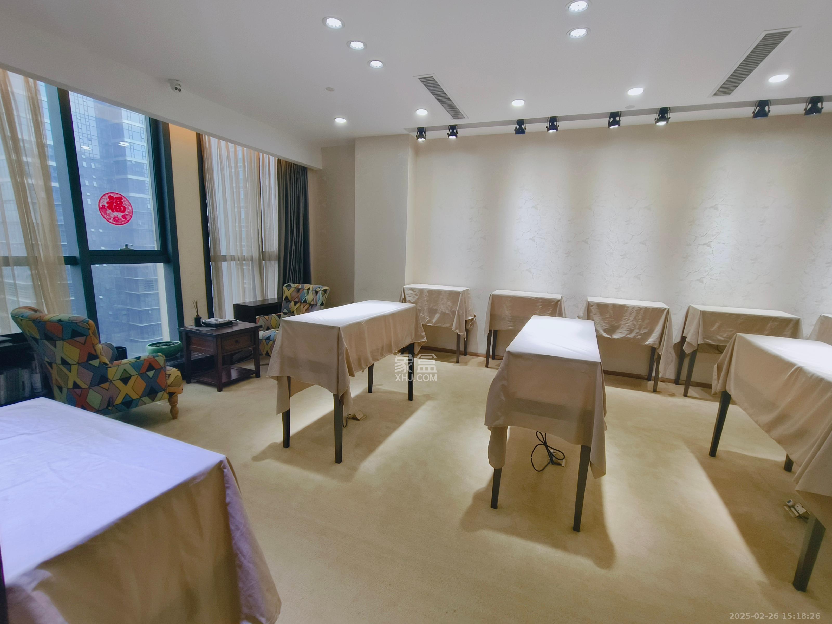 绿地中心   125.0㎡     8900.00元/月室内图