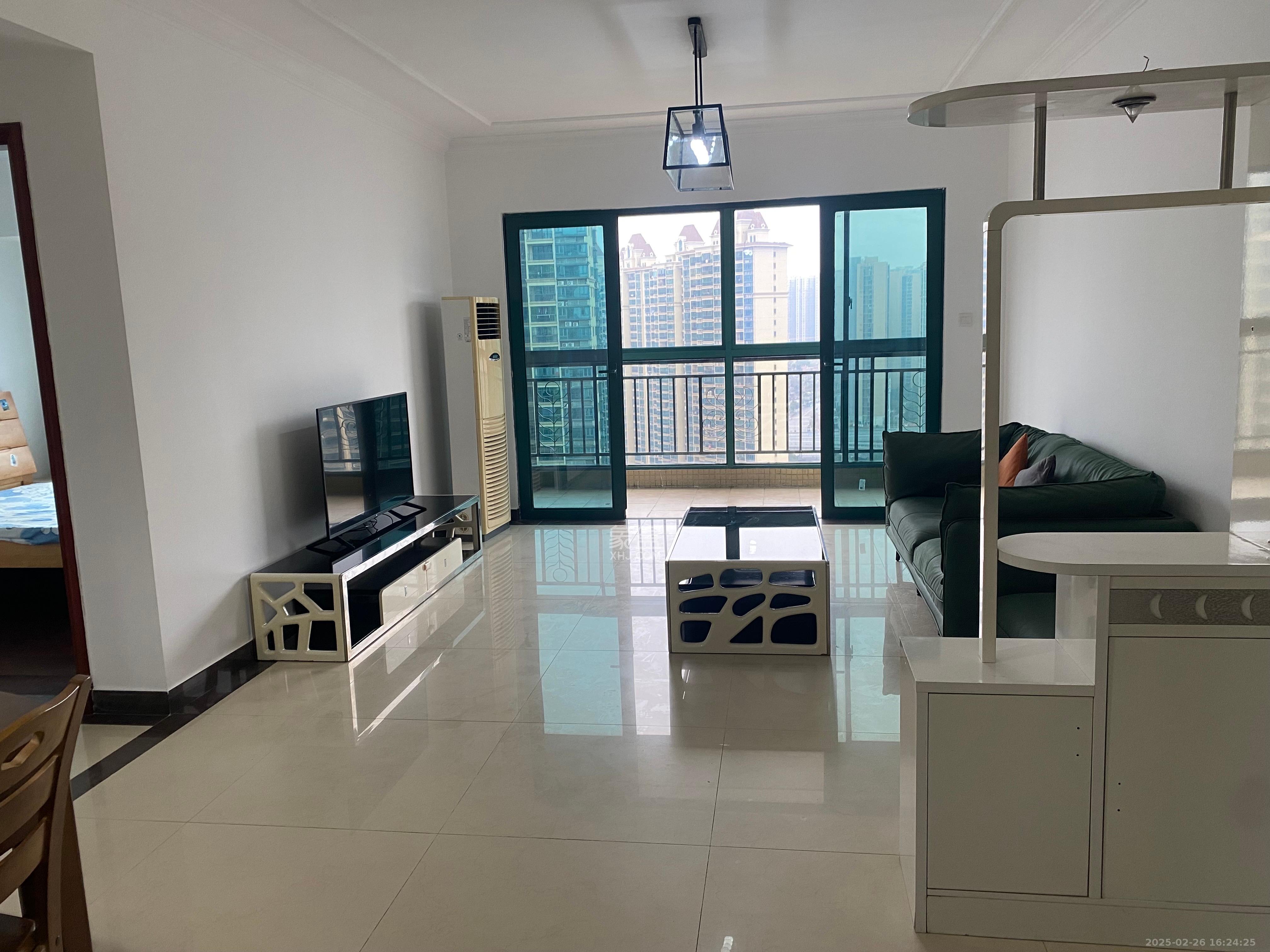 恒大雅苑 3室2厅1卫 2500.0元/月 恒大雅苑 3室2厅1卫 2500.0元/月室内图