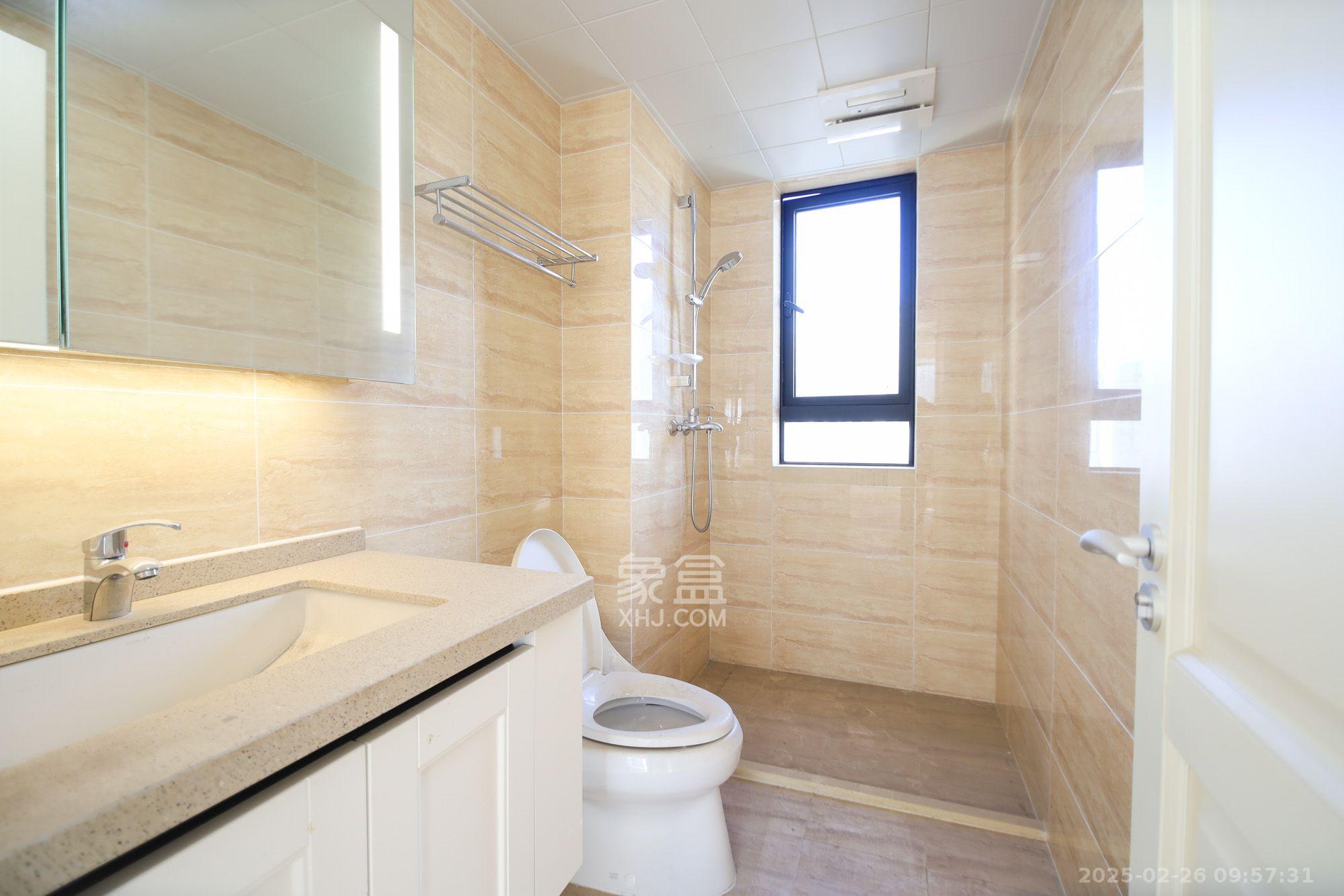 万科魅力之城锋镜里 3室2厅2卫 3000.0元/月 万科魅力之城锋镜里 3室2厅2卫 3000.0元/月室内图