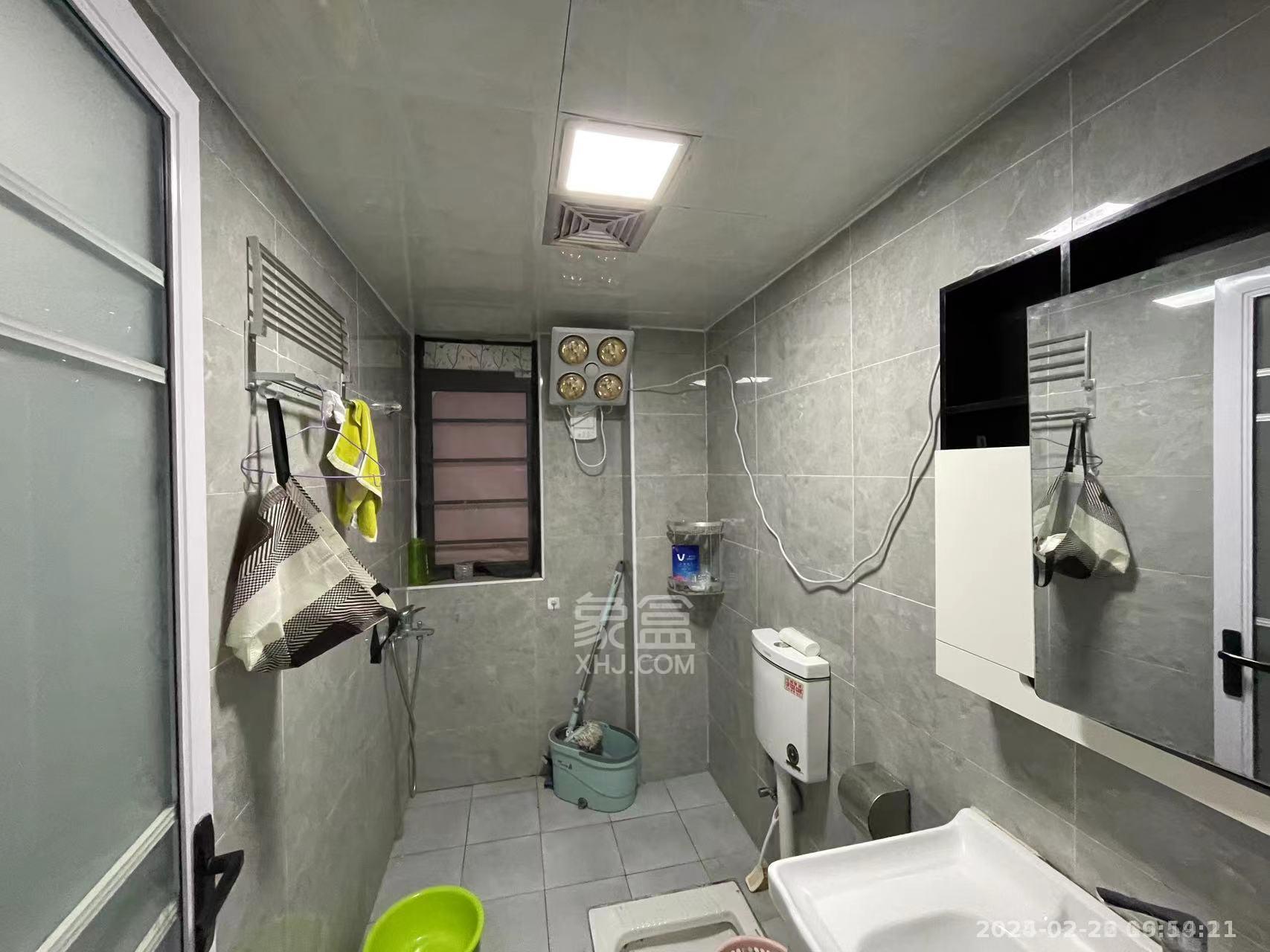 春藤小镇 3室2厅2卫 1500.0元/月 春藤小镇 3室2厅2卫 1500.0元/月室内图