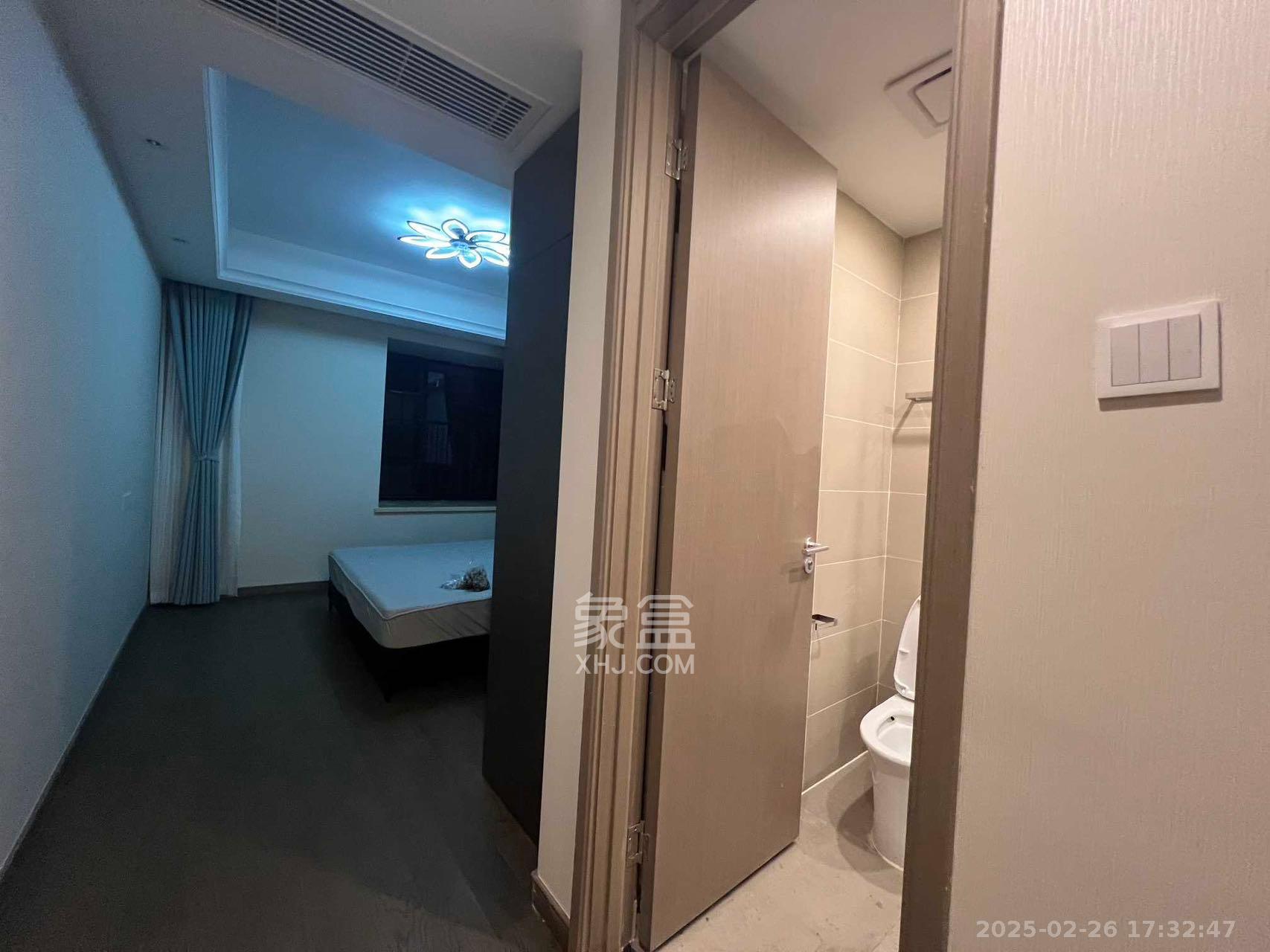 新力铂园(江山云著) 3室2厅2卫 4500.0元/月 新力铂园(江山云著) 3室2厅2卫 4500.0元/月室内图